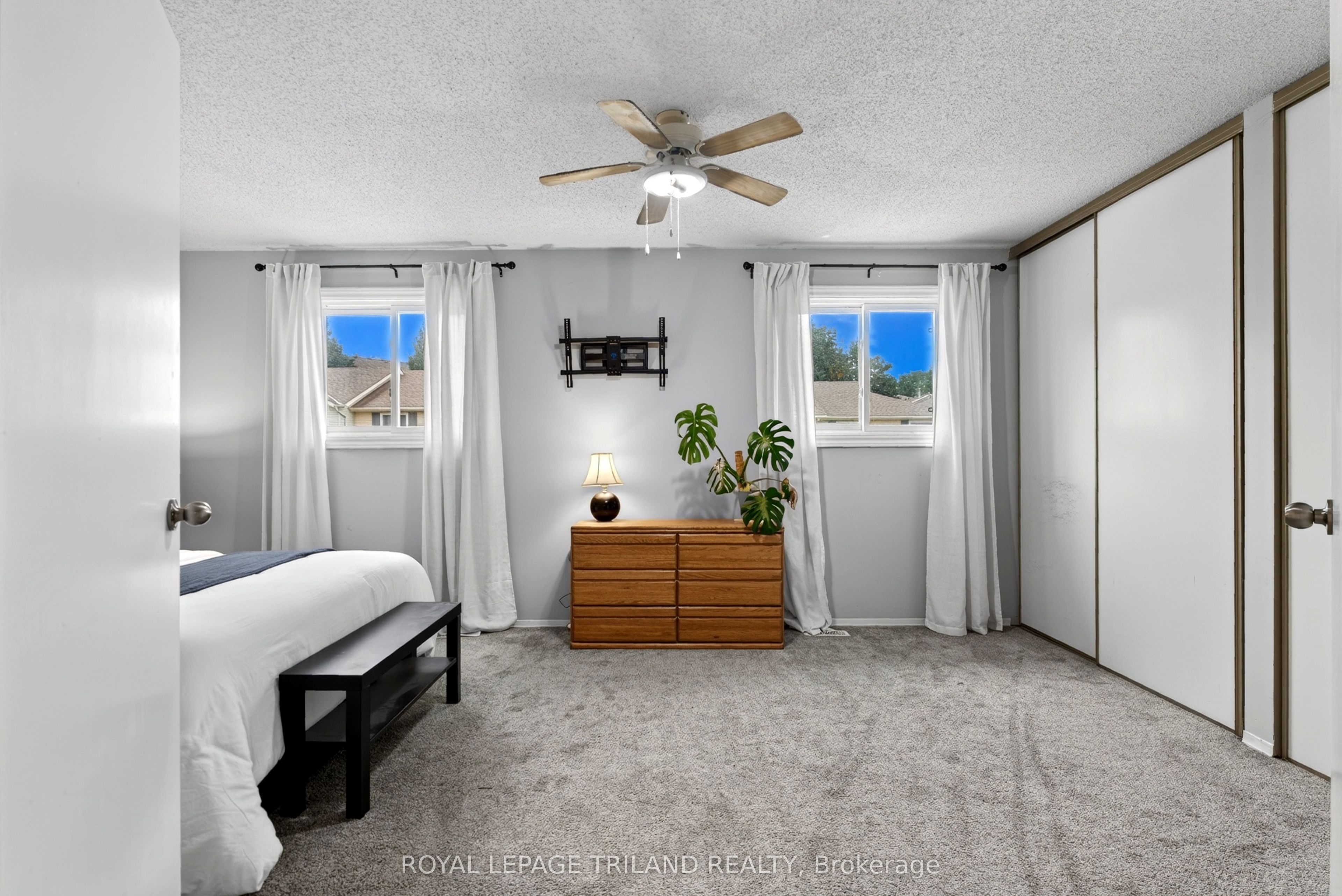 183 Ferguson Drive 2 Property Photo 17