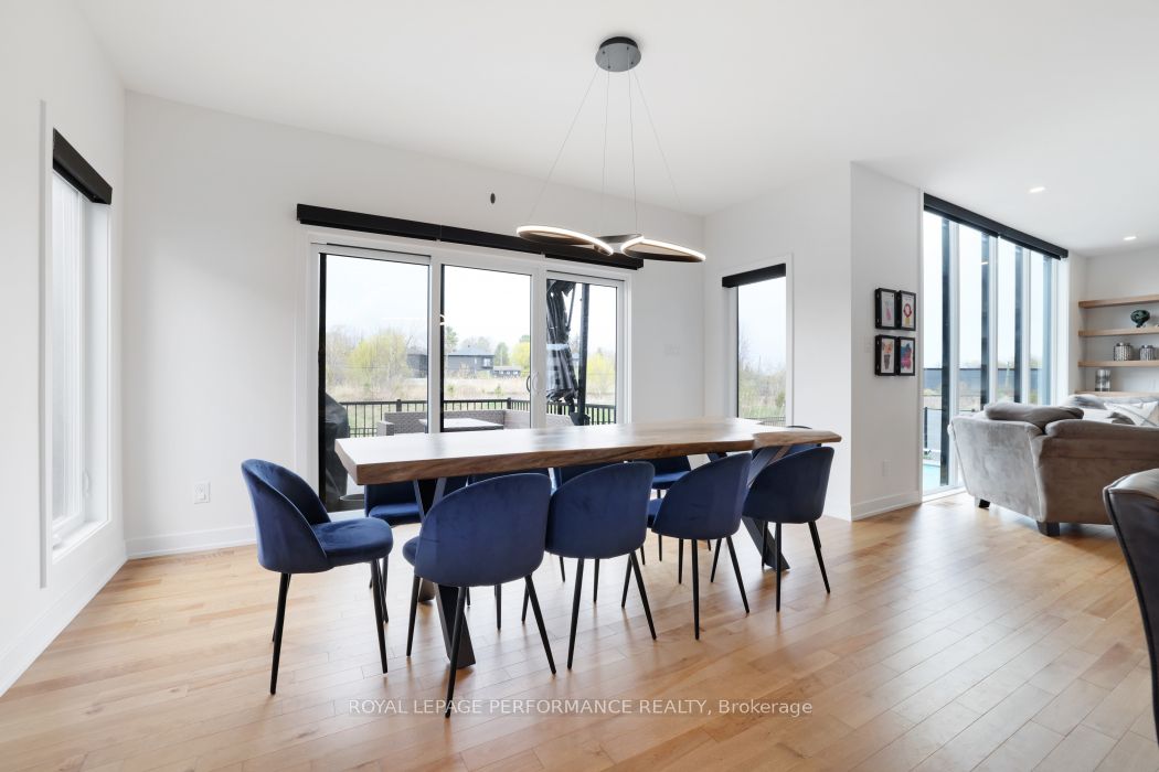 541 Barrage Street Property Photo 12