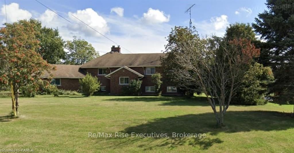 9358 County Road 2 Property Photo 1