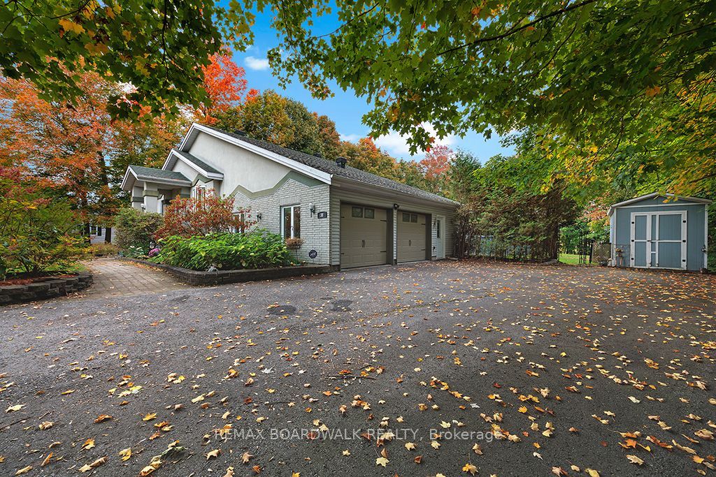 38 Cloutier Drive Property Photo 4