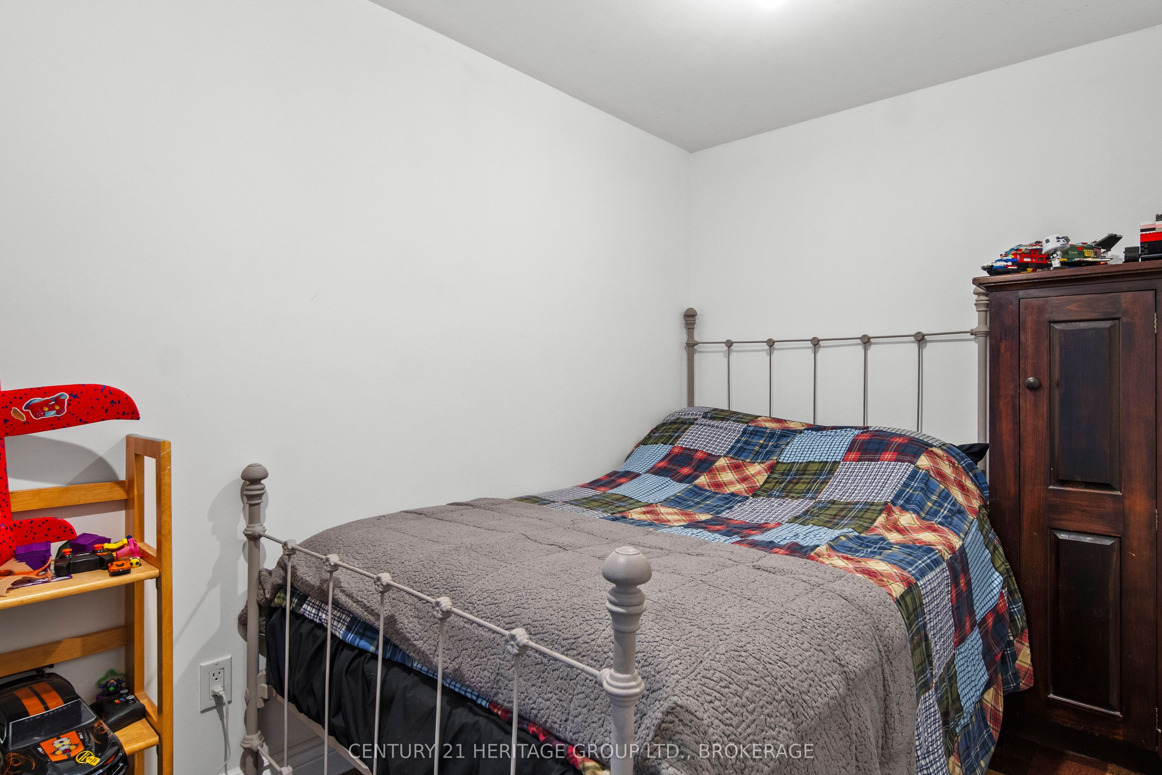 103 Rocklind Close Lane Property Photo 31