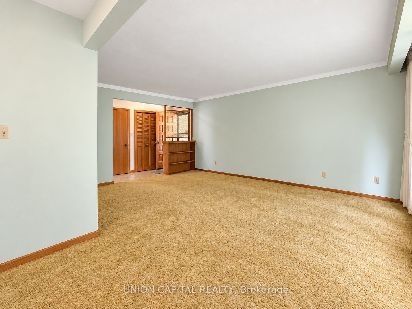 21 Croydon Drive Property Photo 2