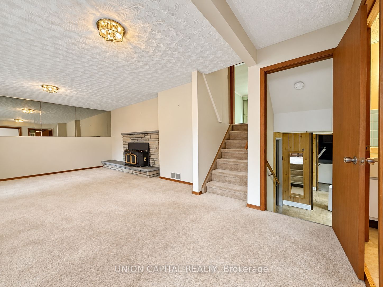21 Croydon Drive Property Photo 18