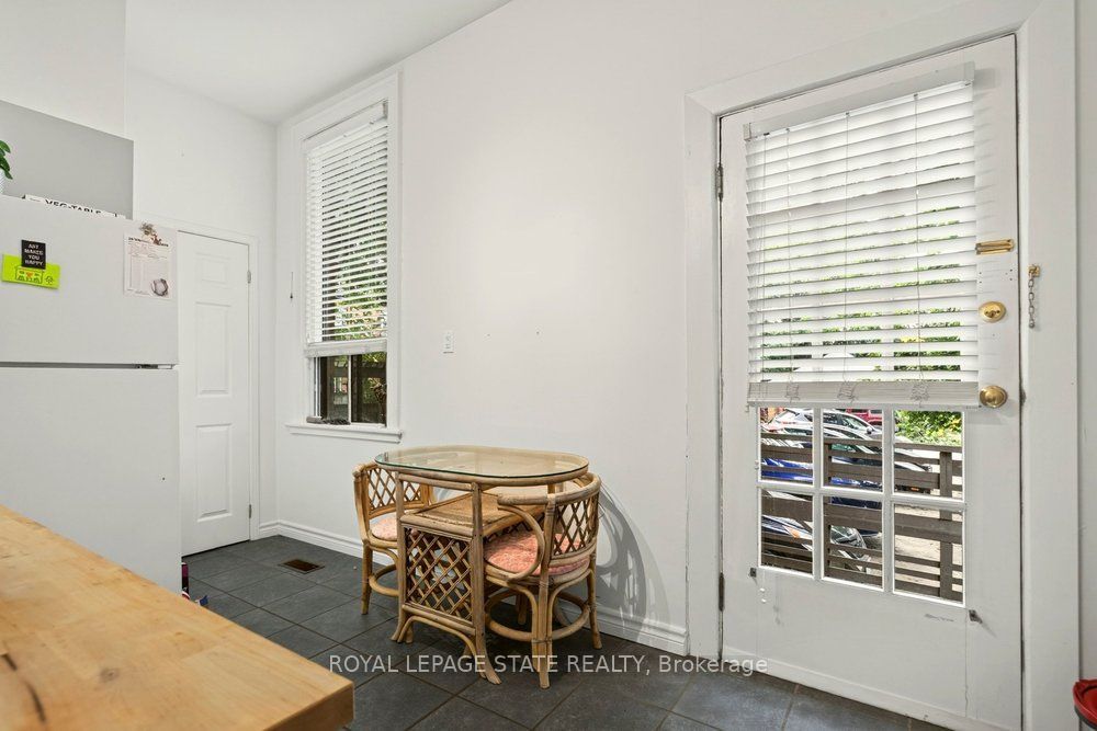 282 Hess Street S Property Photo 36