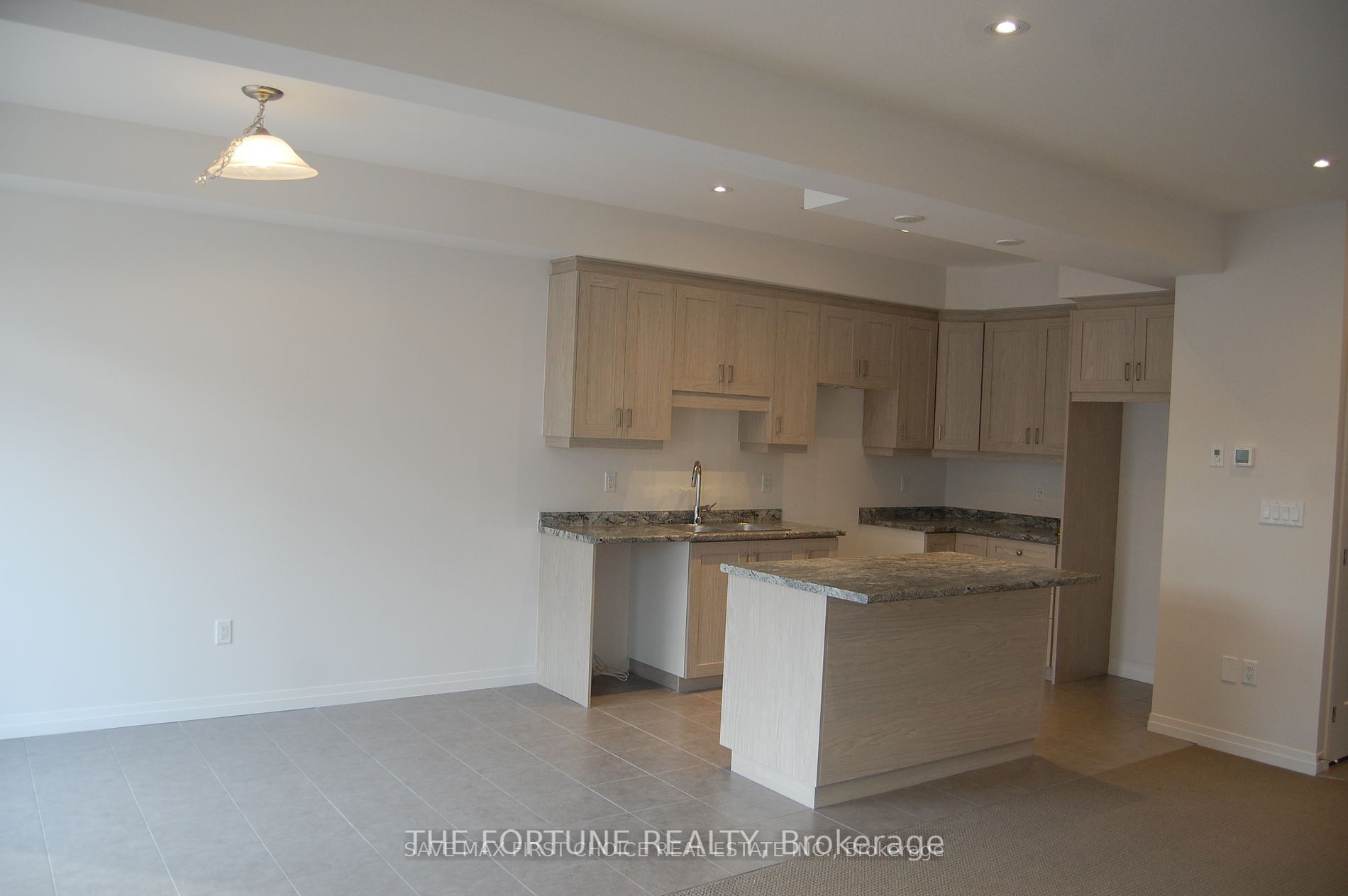 1 Tom Brown Drive 32 Property Photo 16