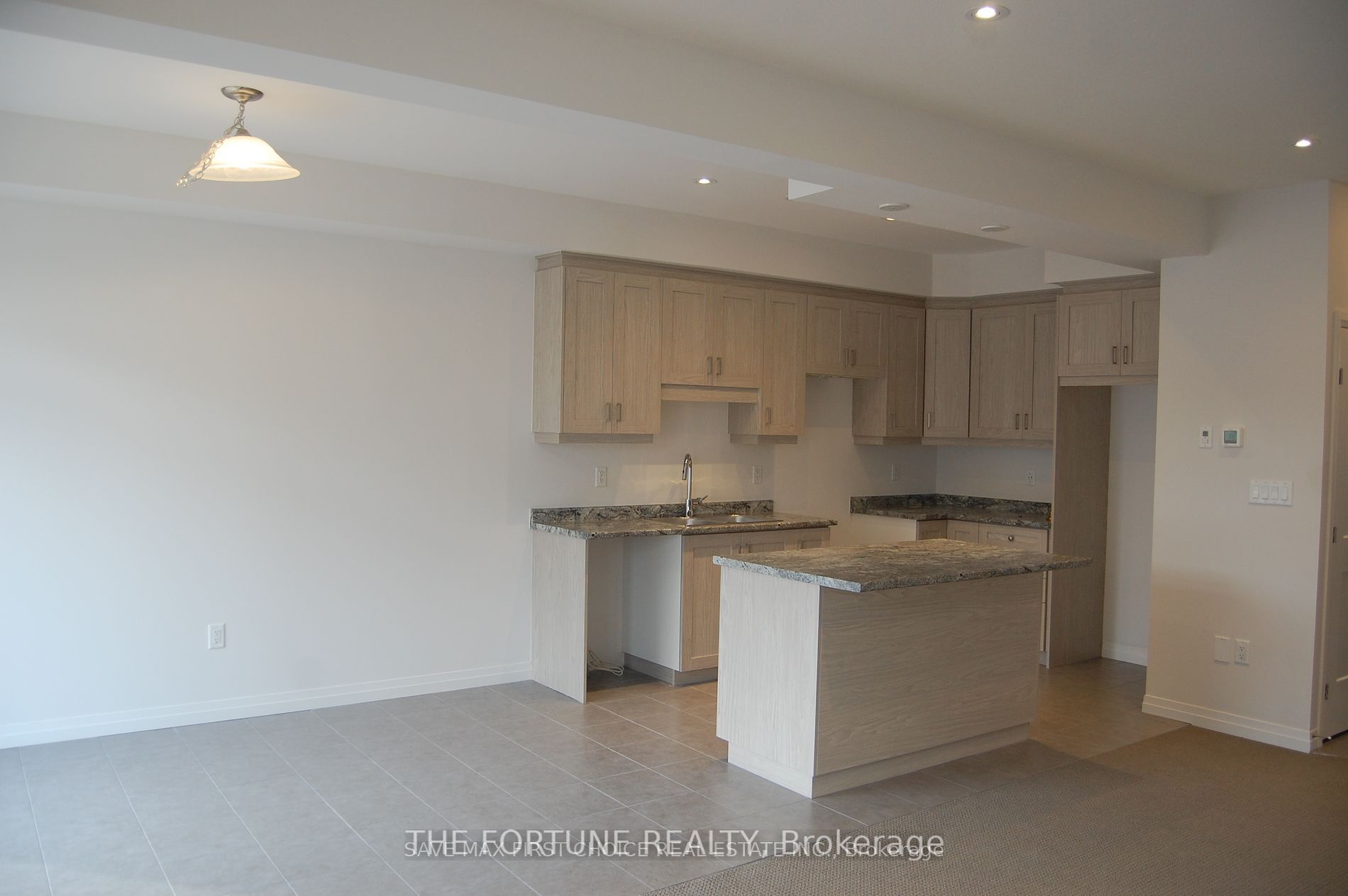 1 Tom Brown Drive 32 Property Photo 17
