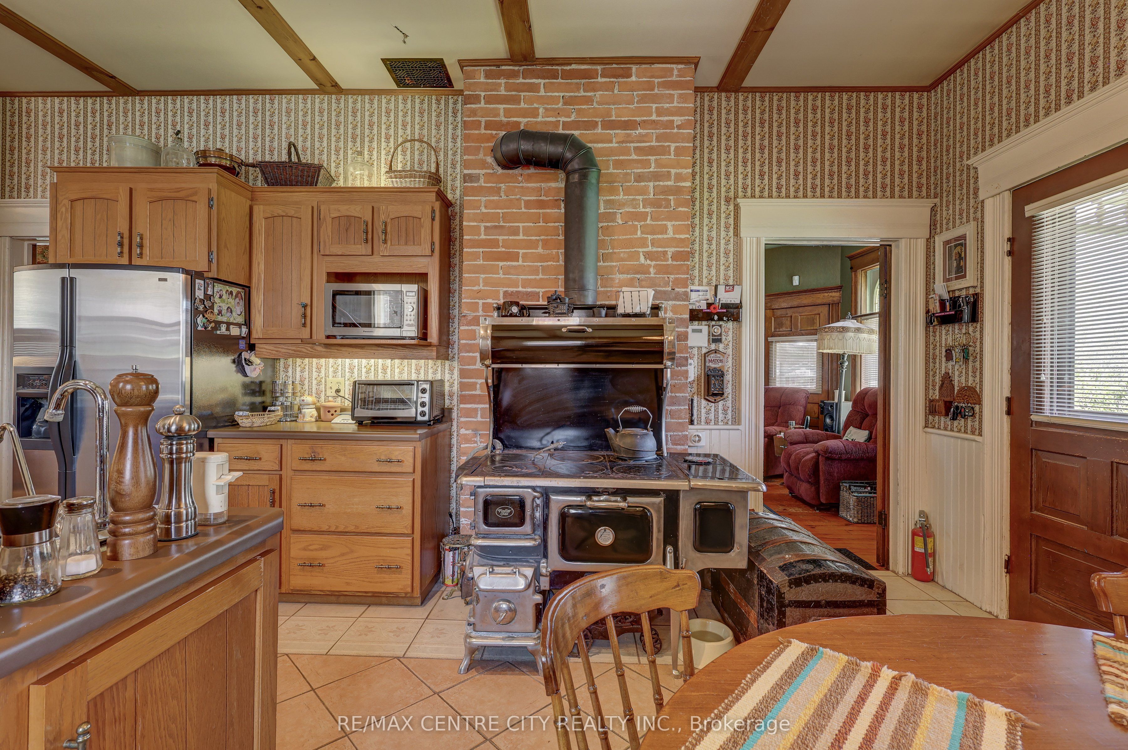 9321 Richmond Road Property Photo 20