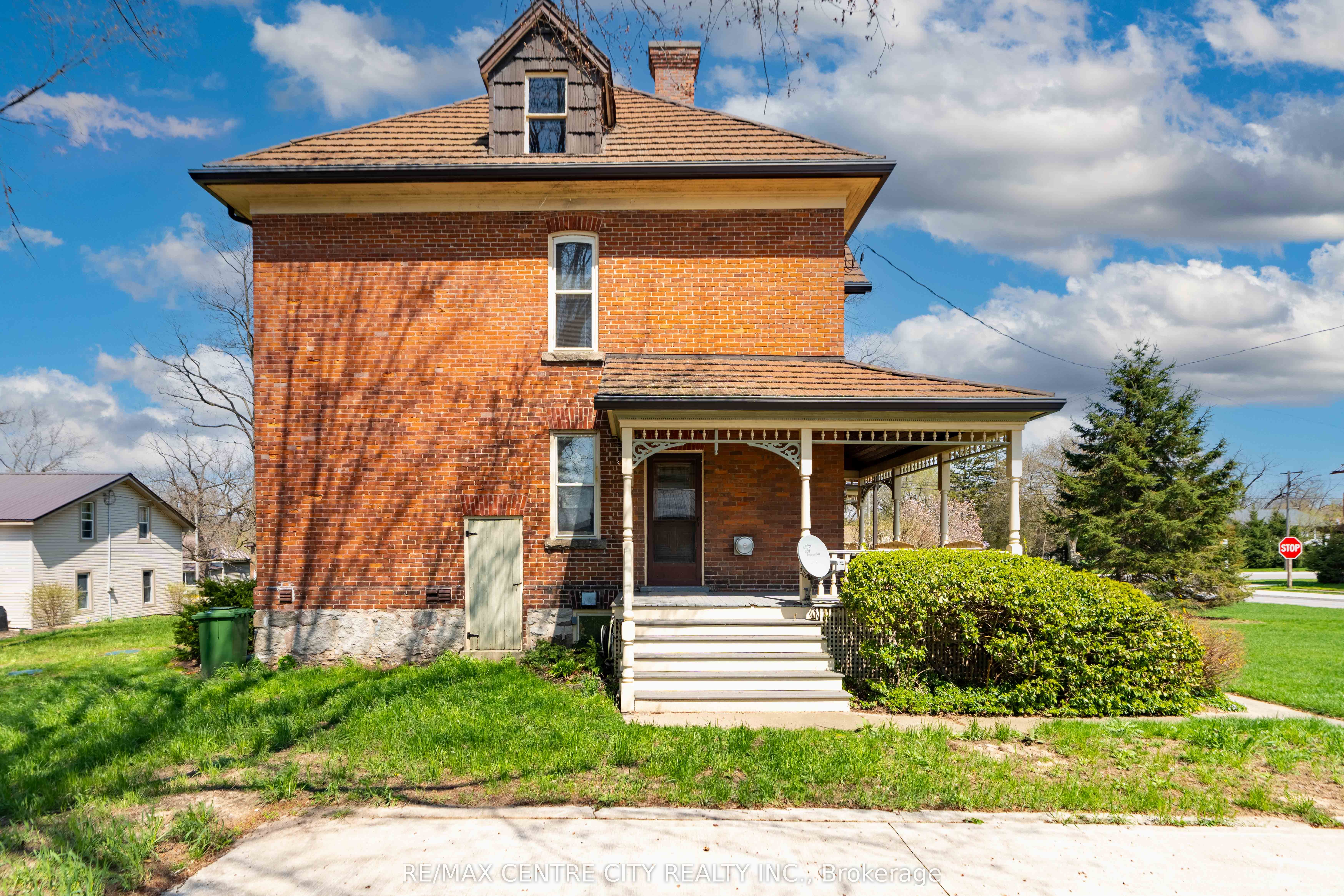 9321 Richmond Road Property Photo 42