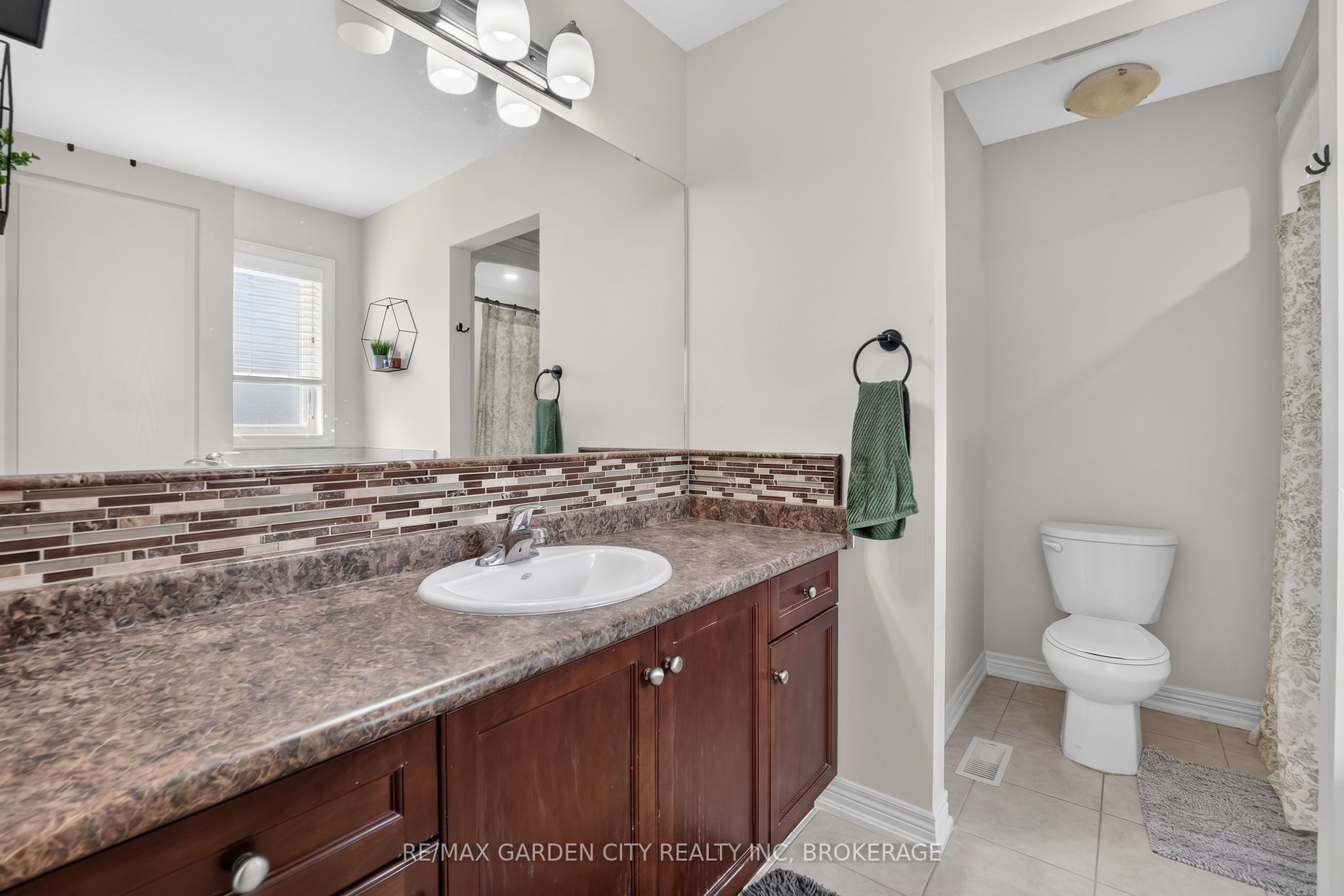 53 Elderberry Road Property Photo 28