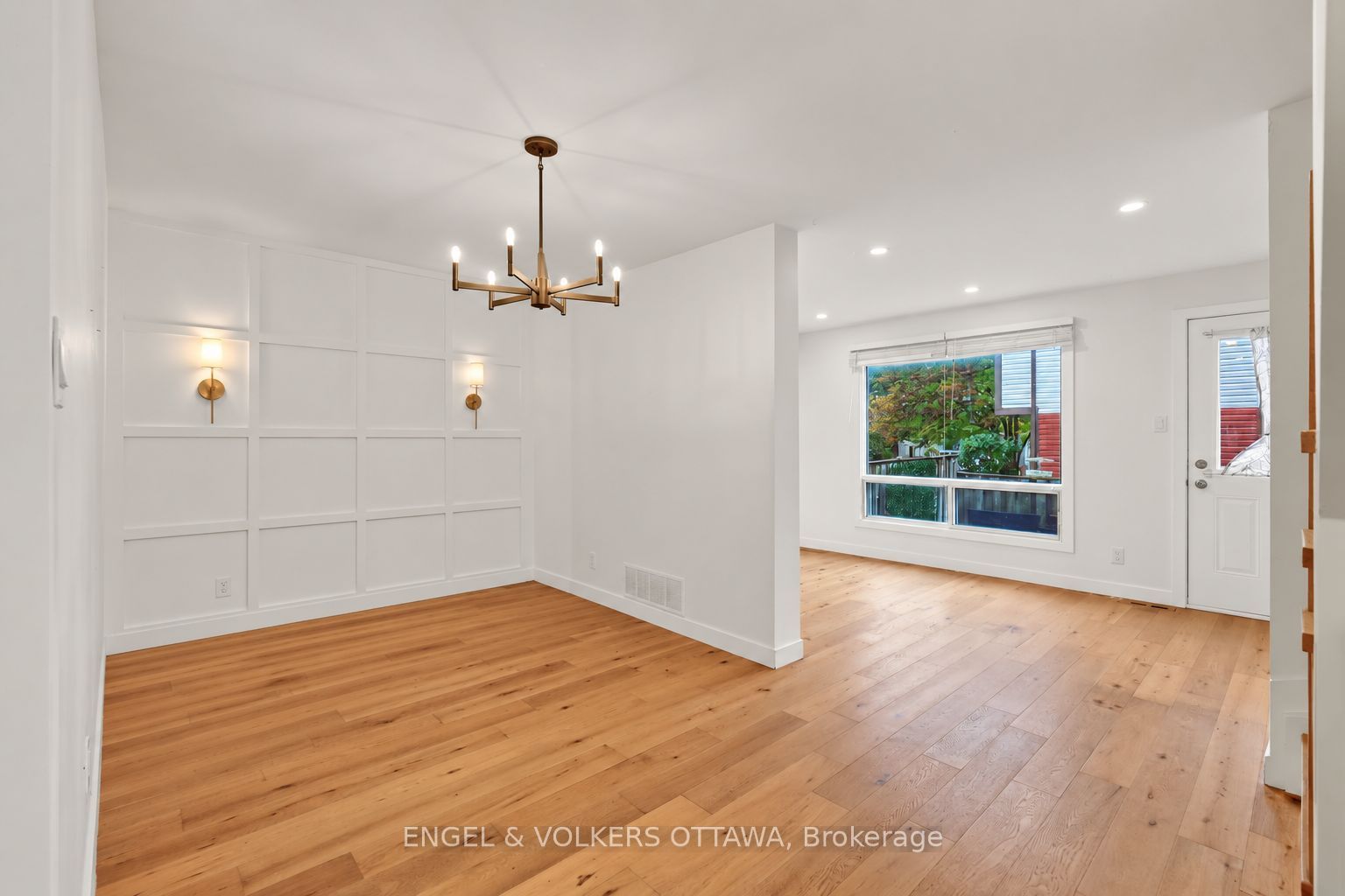 259 Teal Crescent Property Photo 15