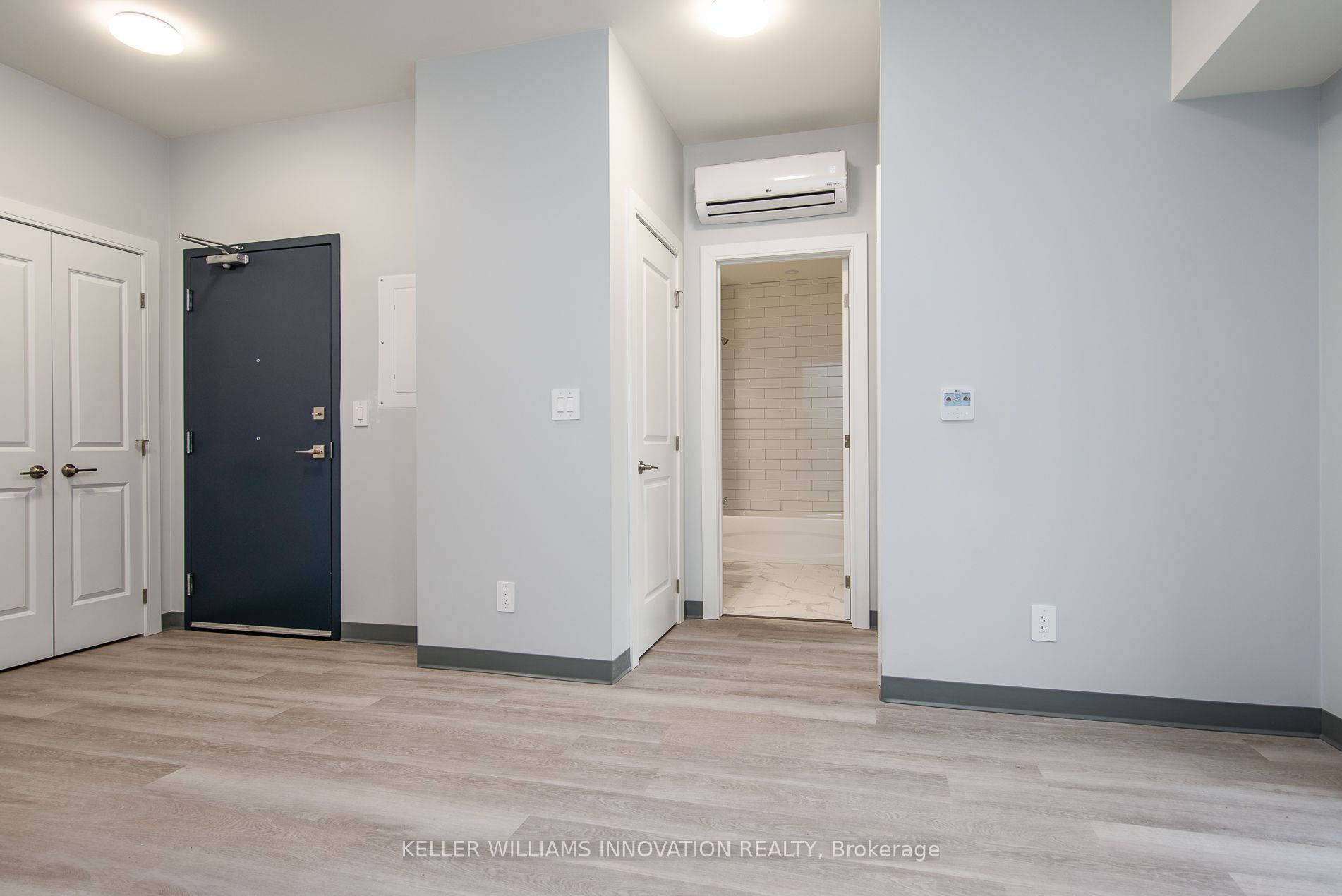 10 Queen Street 203 Property Photo 6