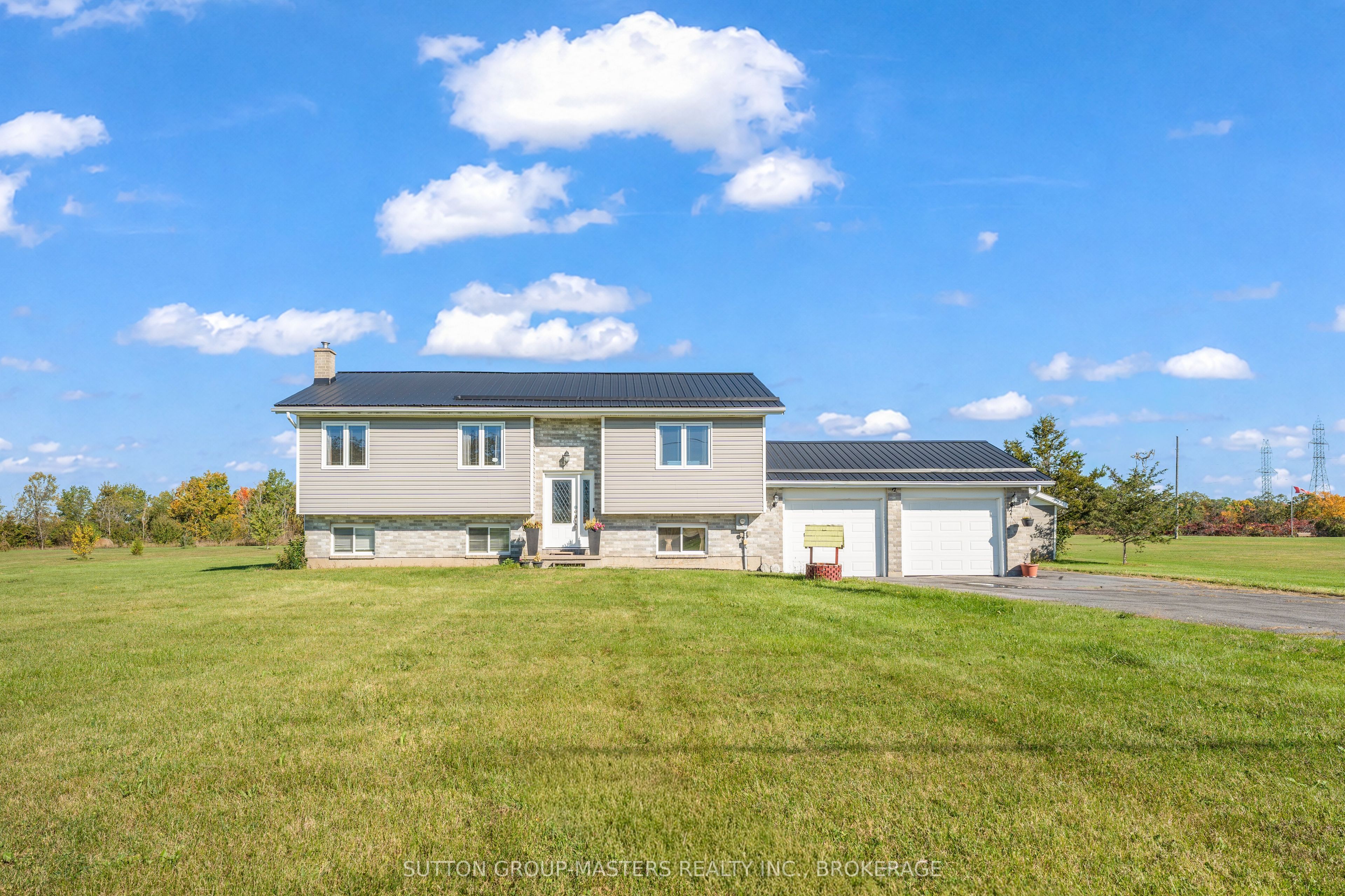 3358 Scanlan Road Property Photo 1