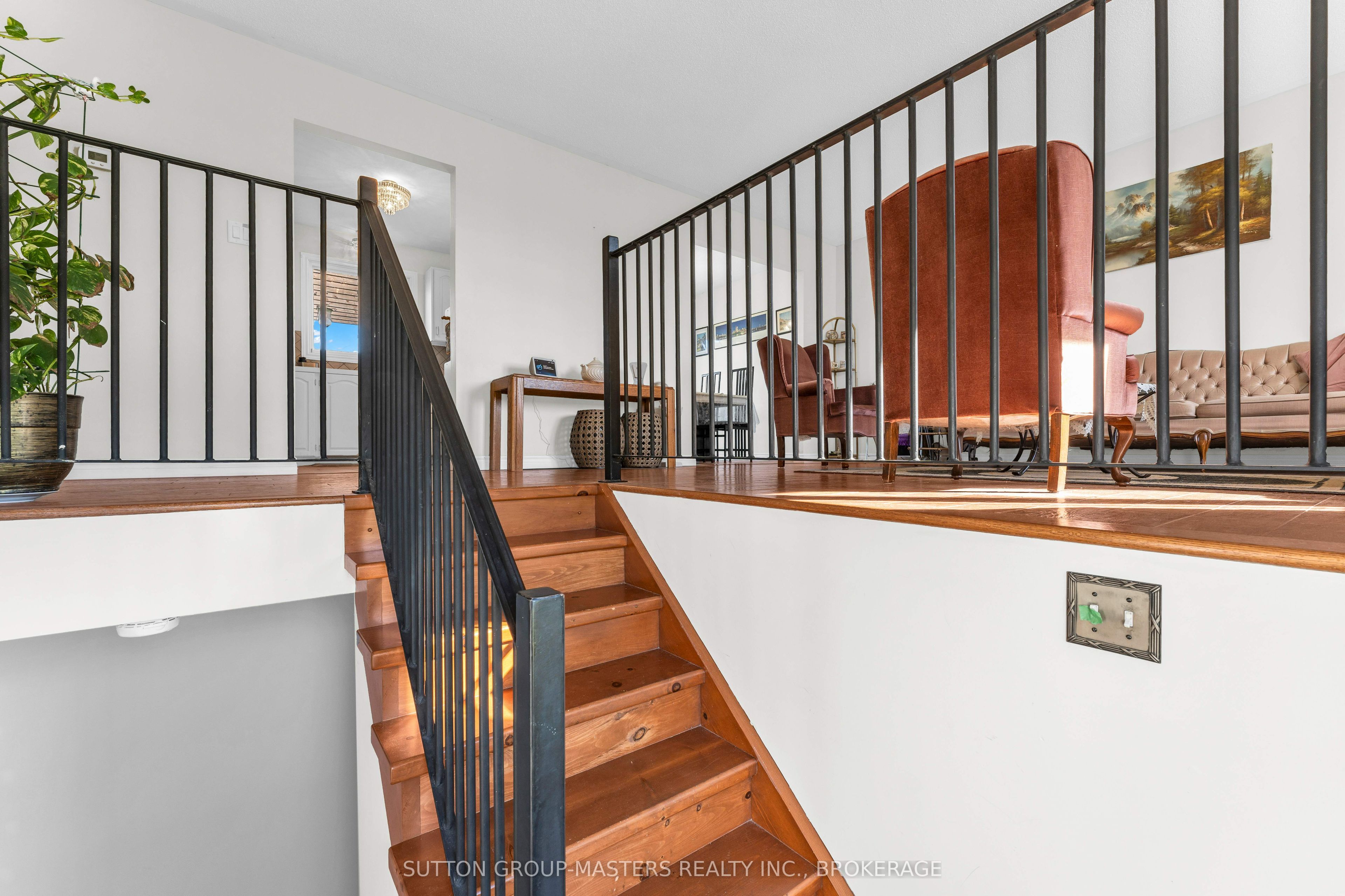 3358 Scanlan Road Property Photo 6