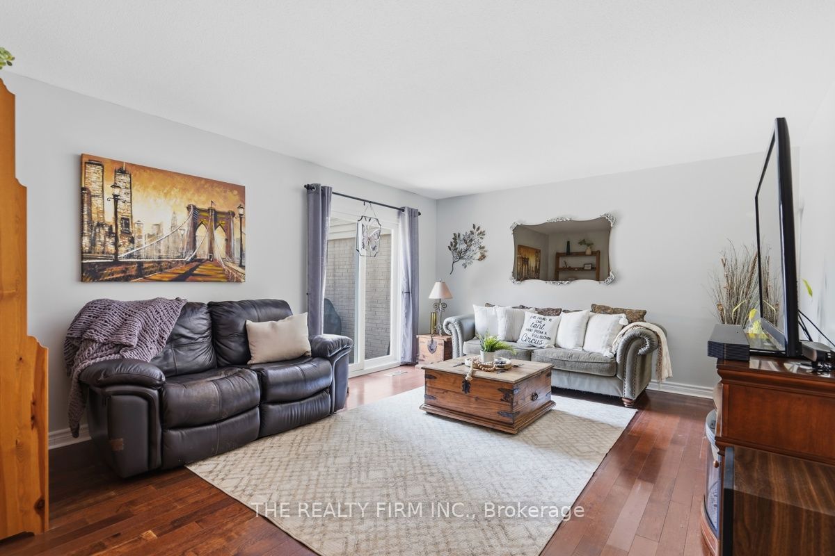 905 Dalhousie Drive Property Photo 13
