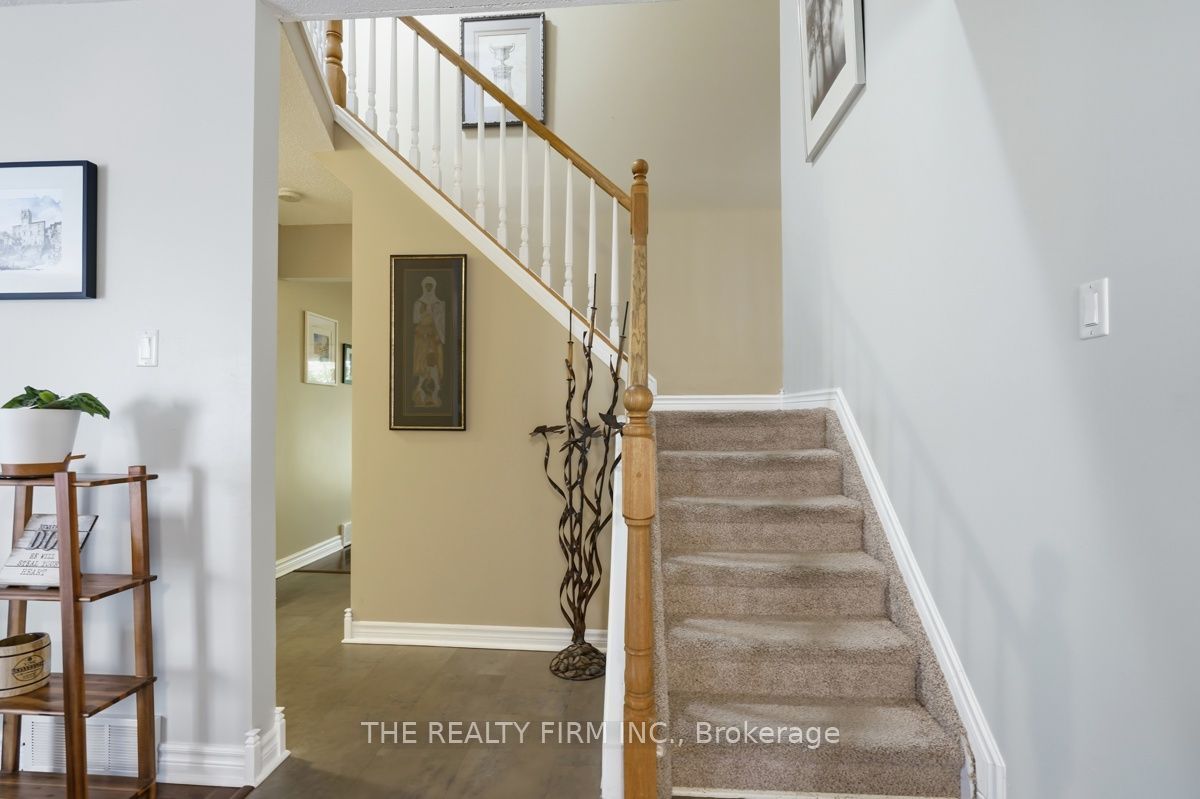 905 Dalhousie Drive Property Photo 23
