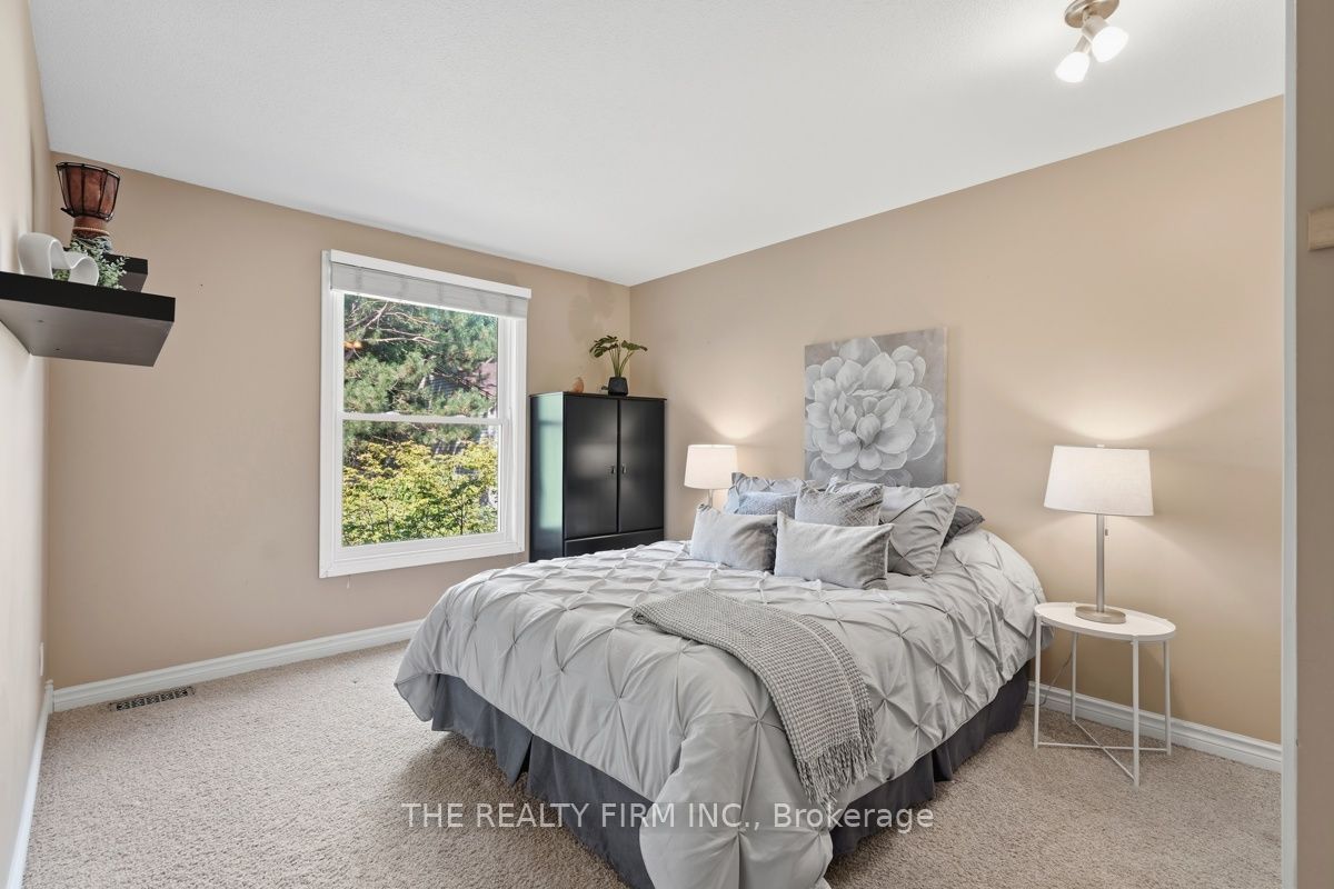 905 Dalhousie Drive Property Photo 29