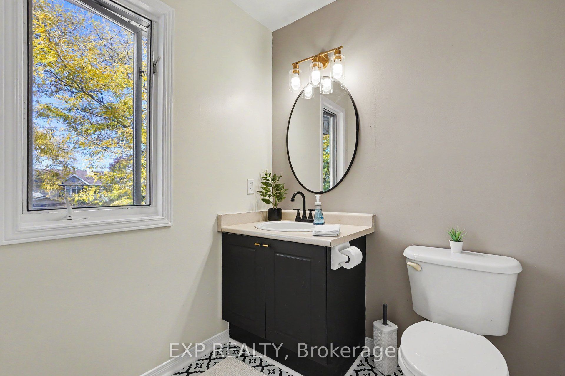 173 Beatrice Drive Property Photo 22