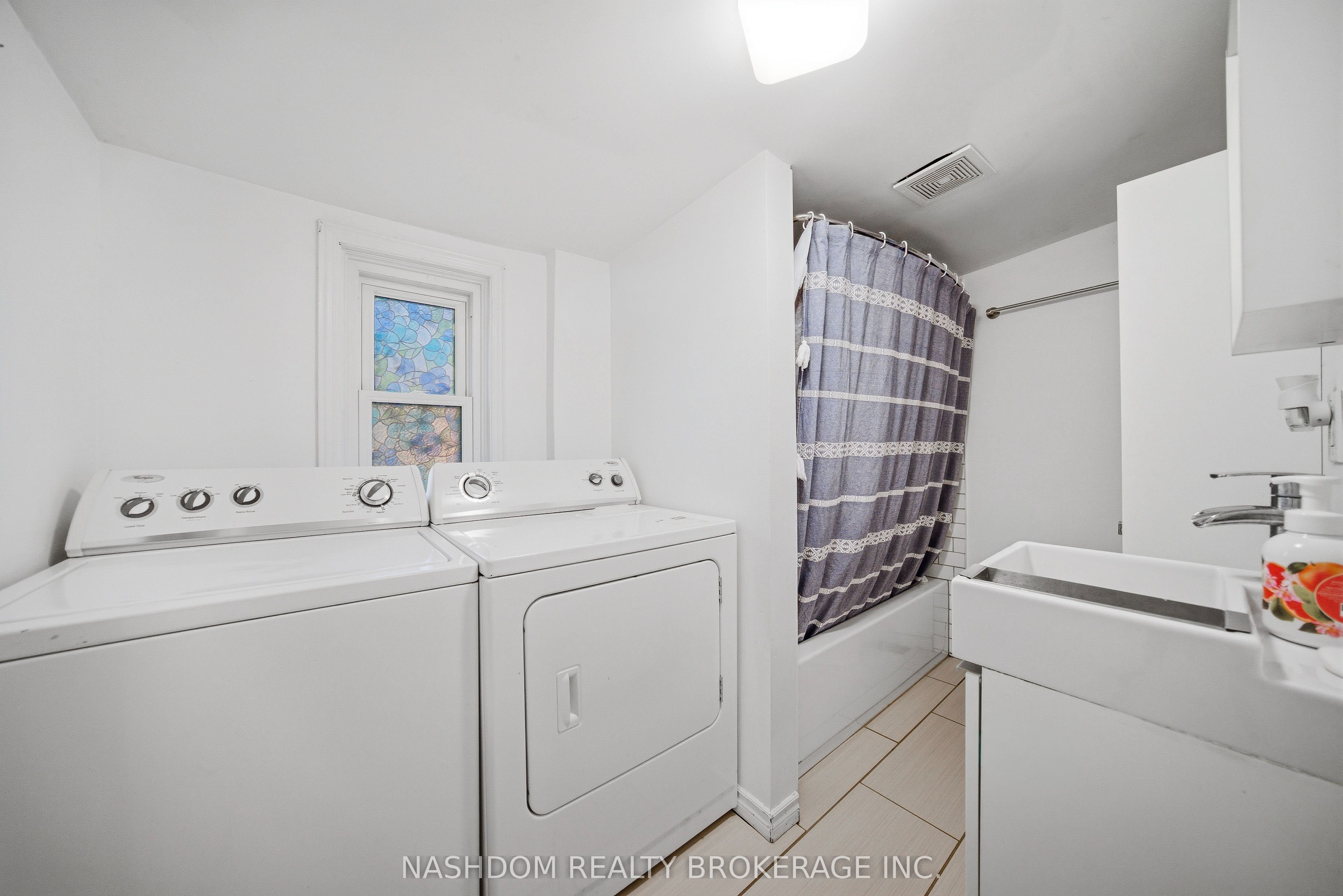 107 Queen Street S 2 Property Photo 13