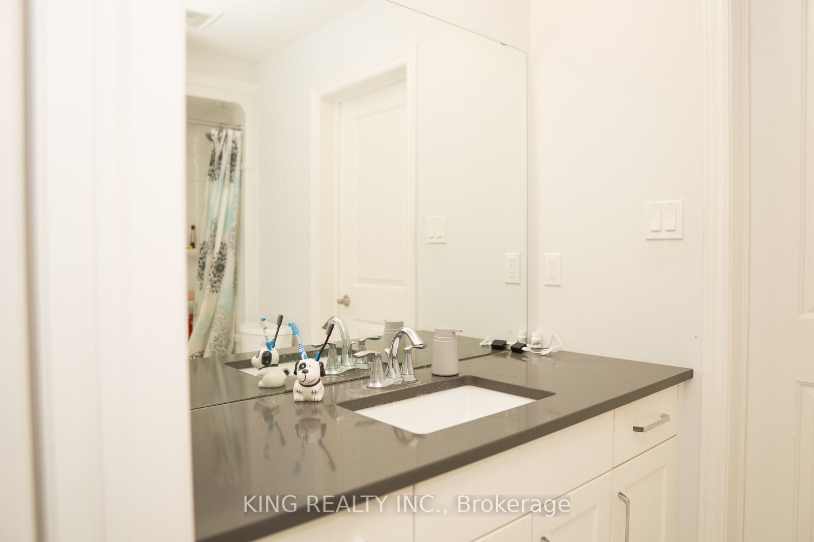 24 Welch Court Property Photo 22