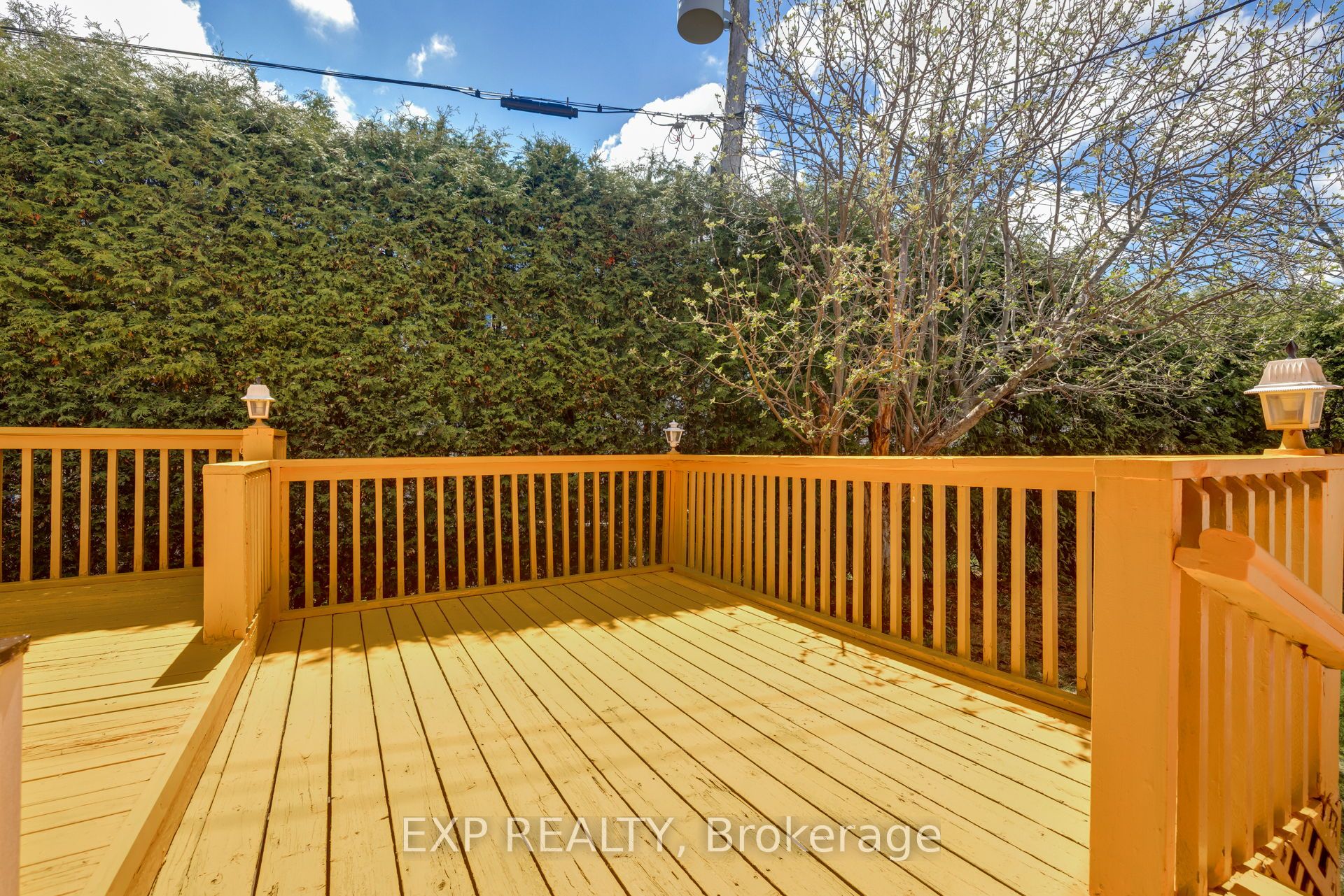 888 Charleswood Avenue Property Photo 42