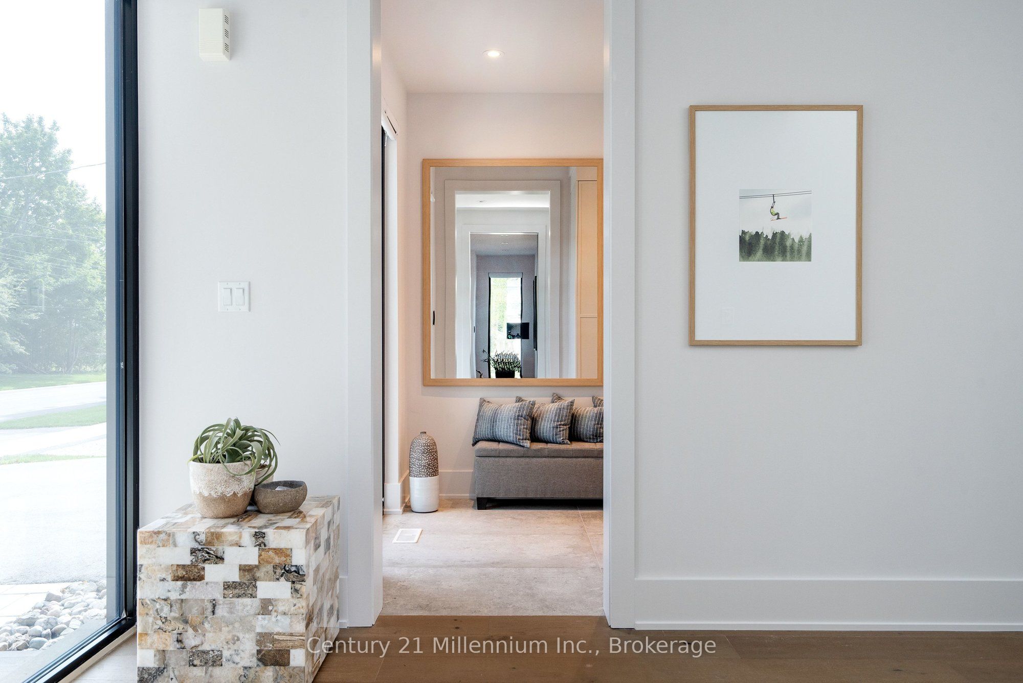 41 Alice Street W Property Photo 14