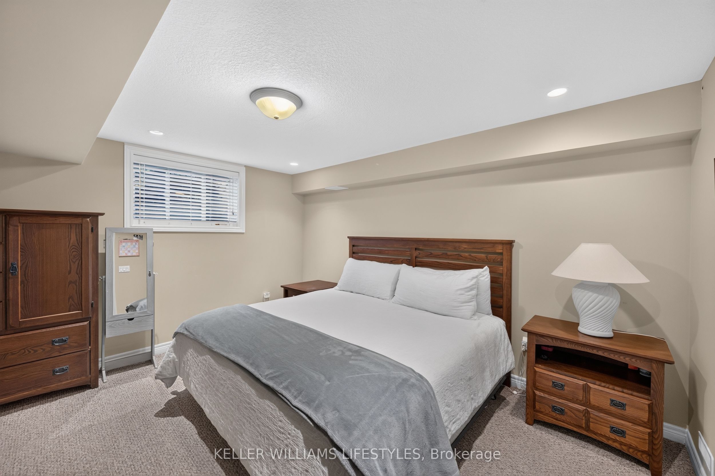 15 Winship Close Property Photo 38