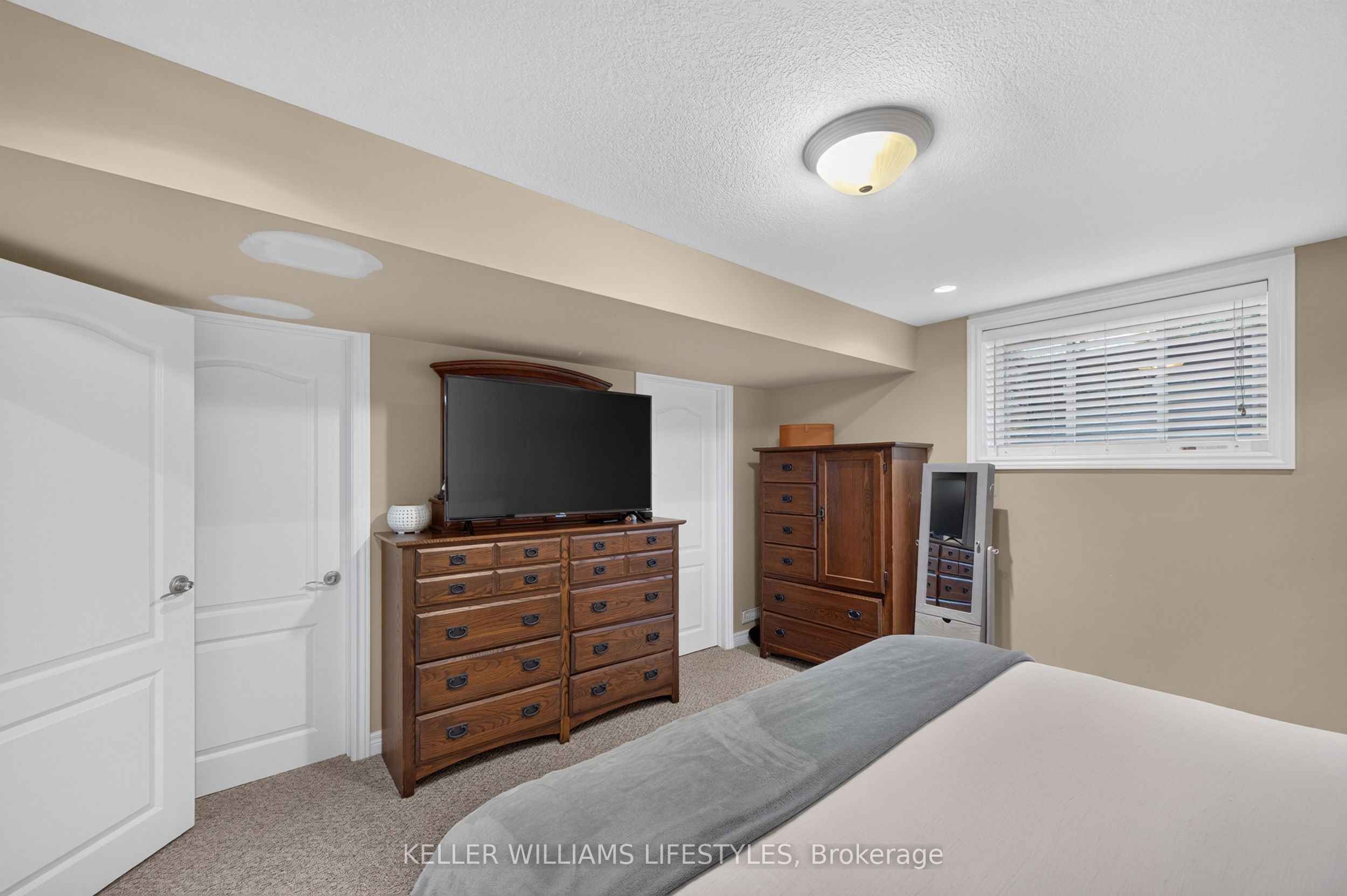 15 Winship Close Property Photo 39