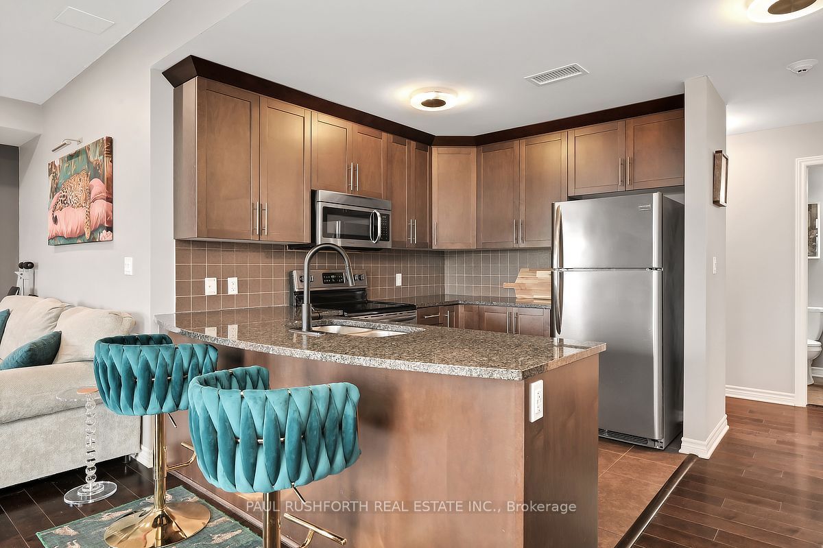 50 Prestige Circle 8 Property Photo 11