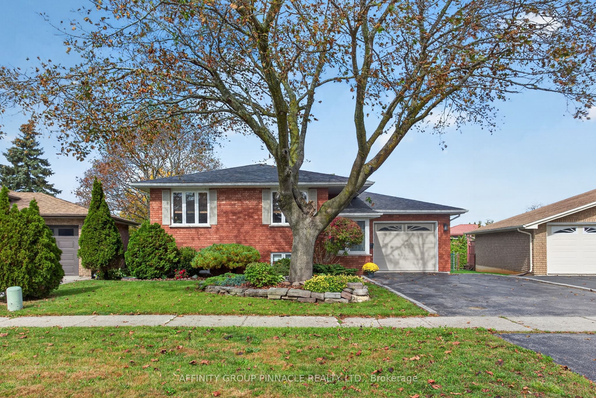 24 Andrew Drive Property Photo 2