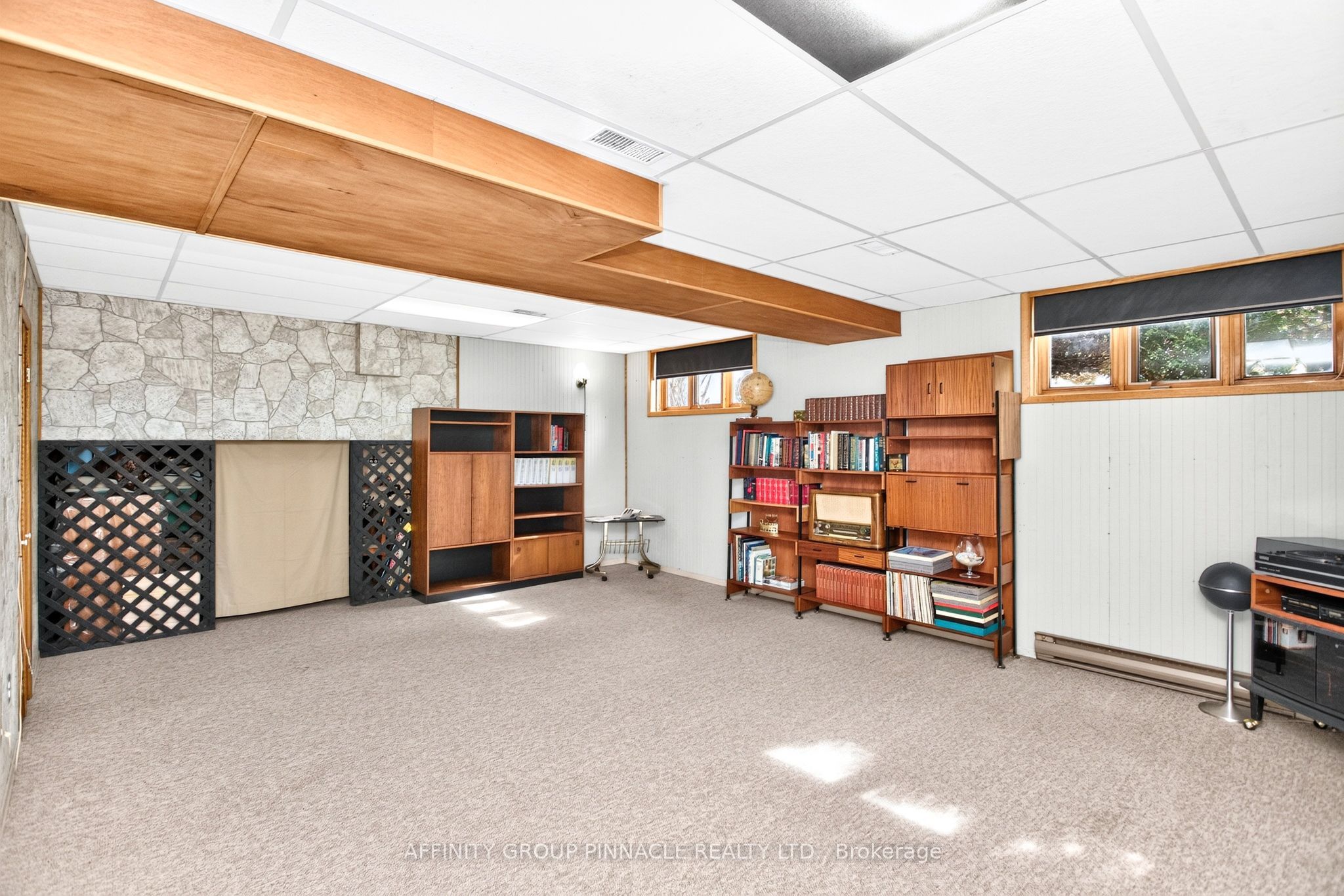 24 Andrew Drive Property Photo 22