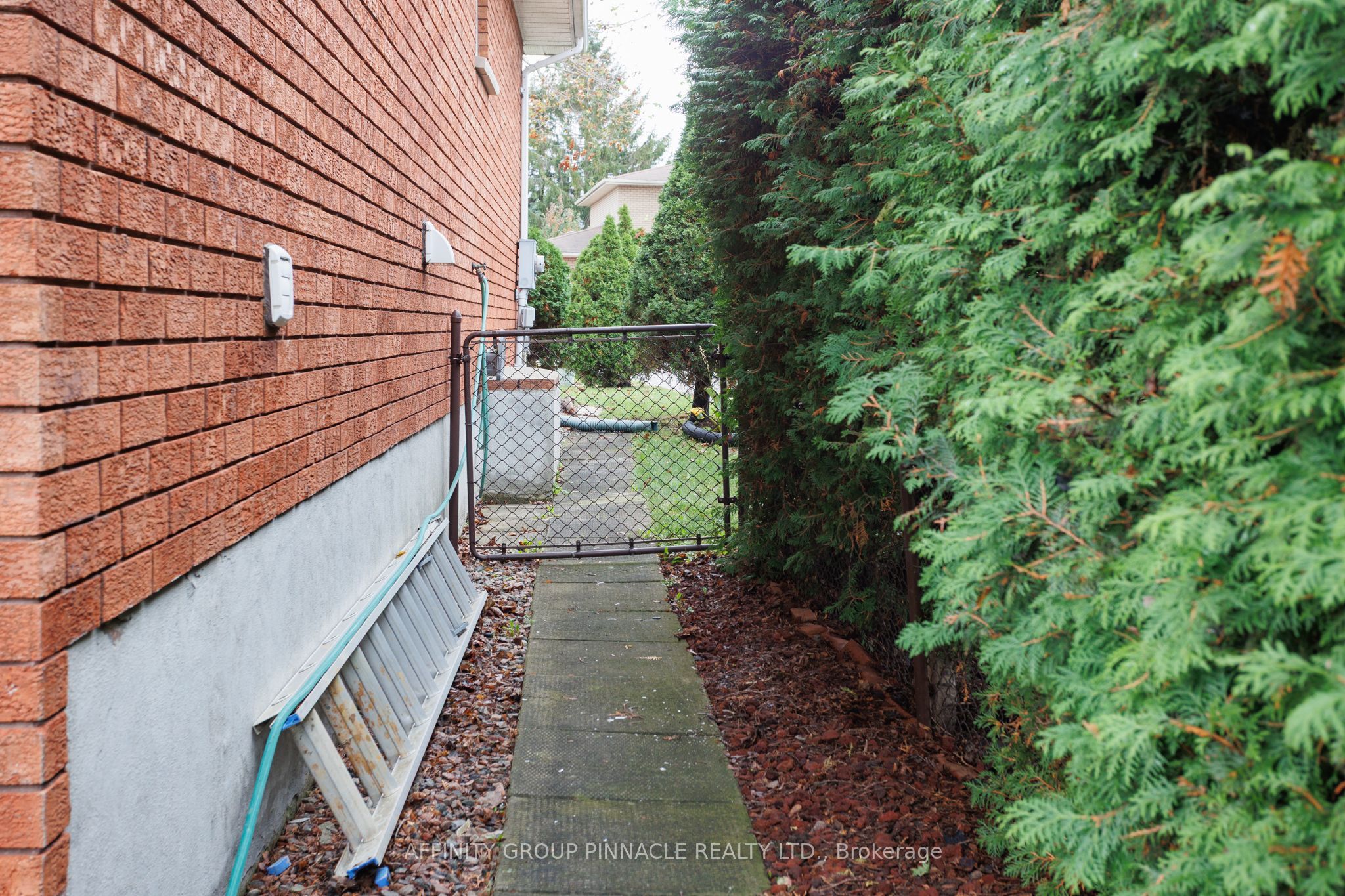 24 Andrew Drive Property Photo 37