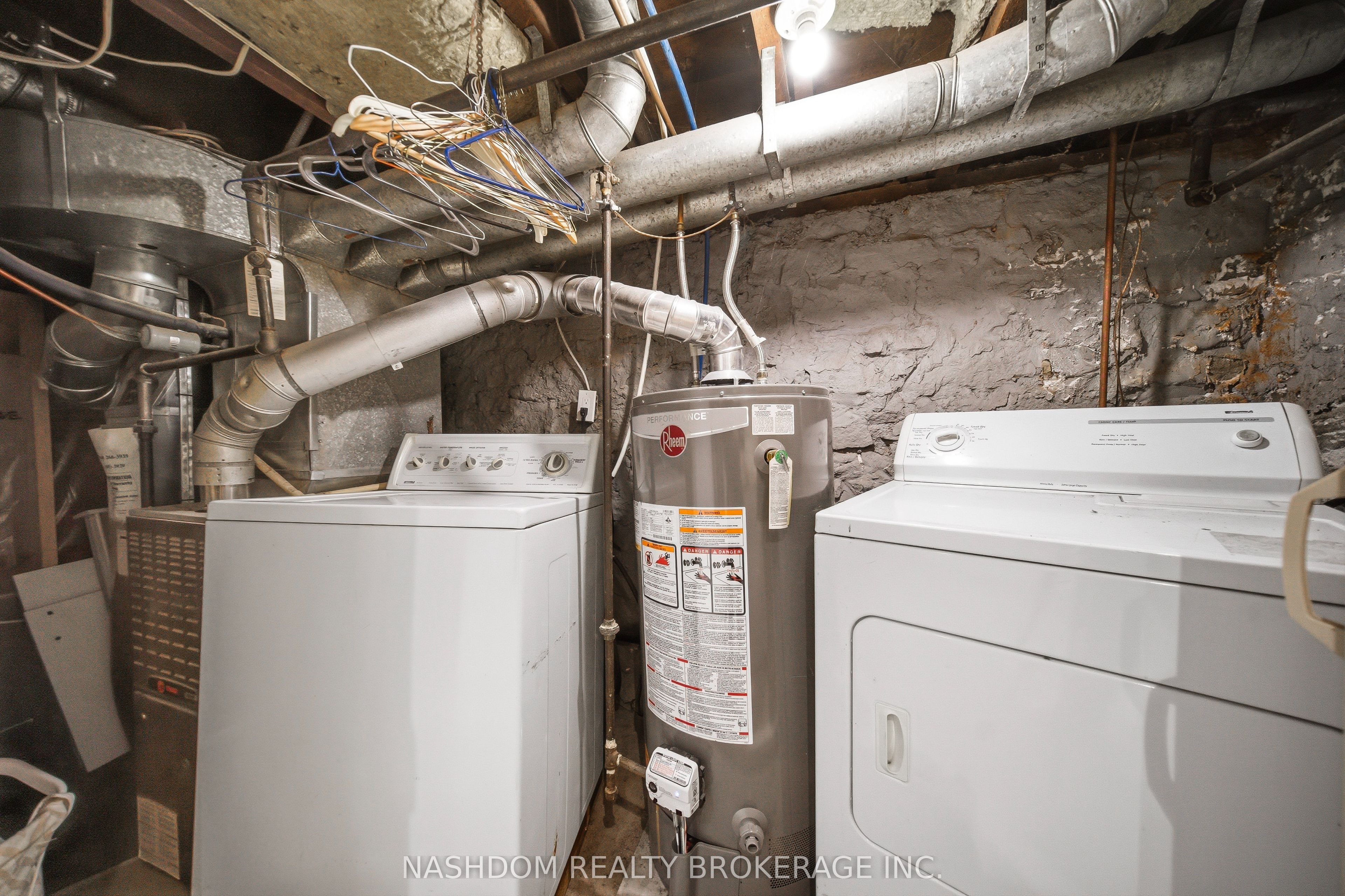 107 Queen Street S 1 Property Photo 22