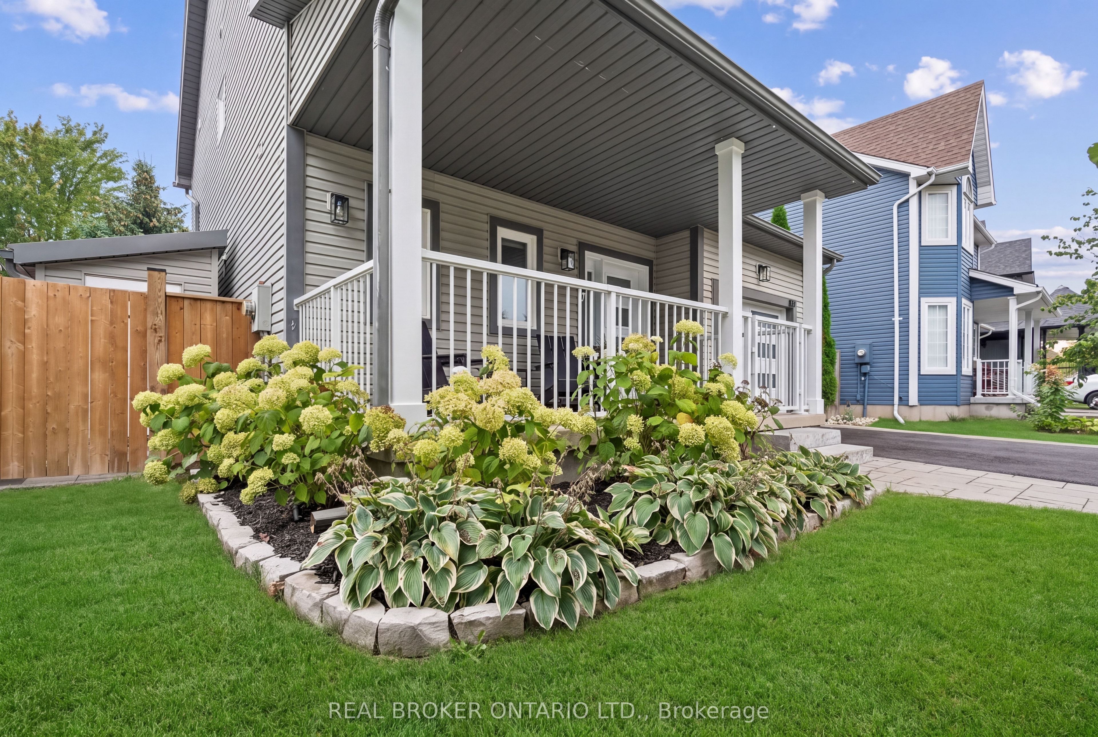 184 Dunbar Street Property Photo 5