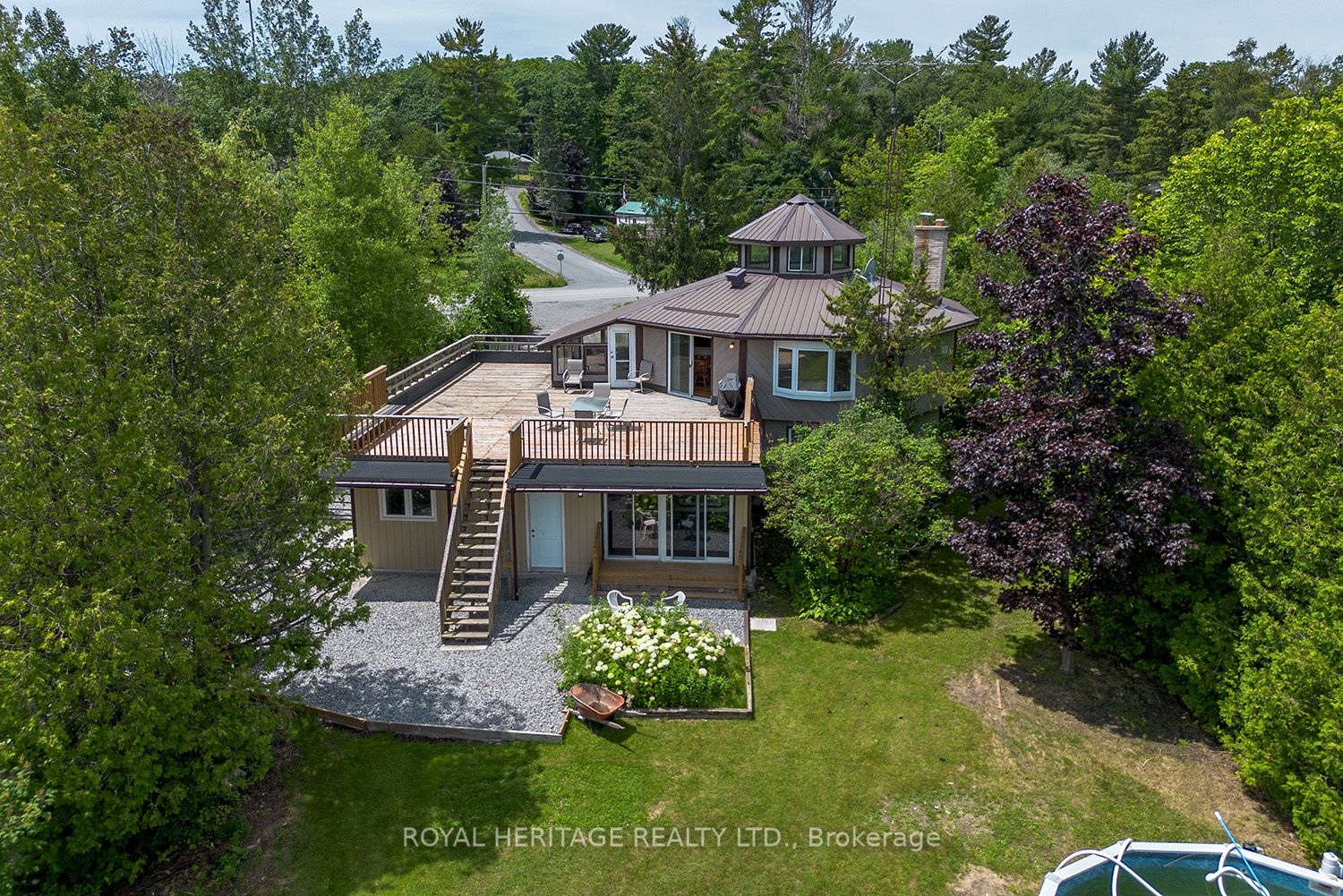 5225 Rice Lake Drive N Property Photo 3