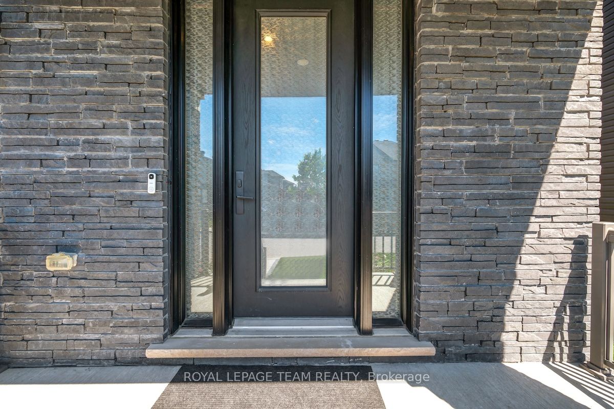 76 Ascari Road Property Photo 3