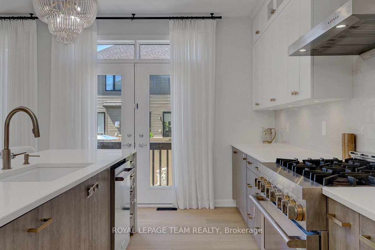 76 Ascari Road Property Photo 16