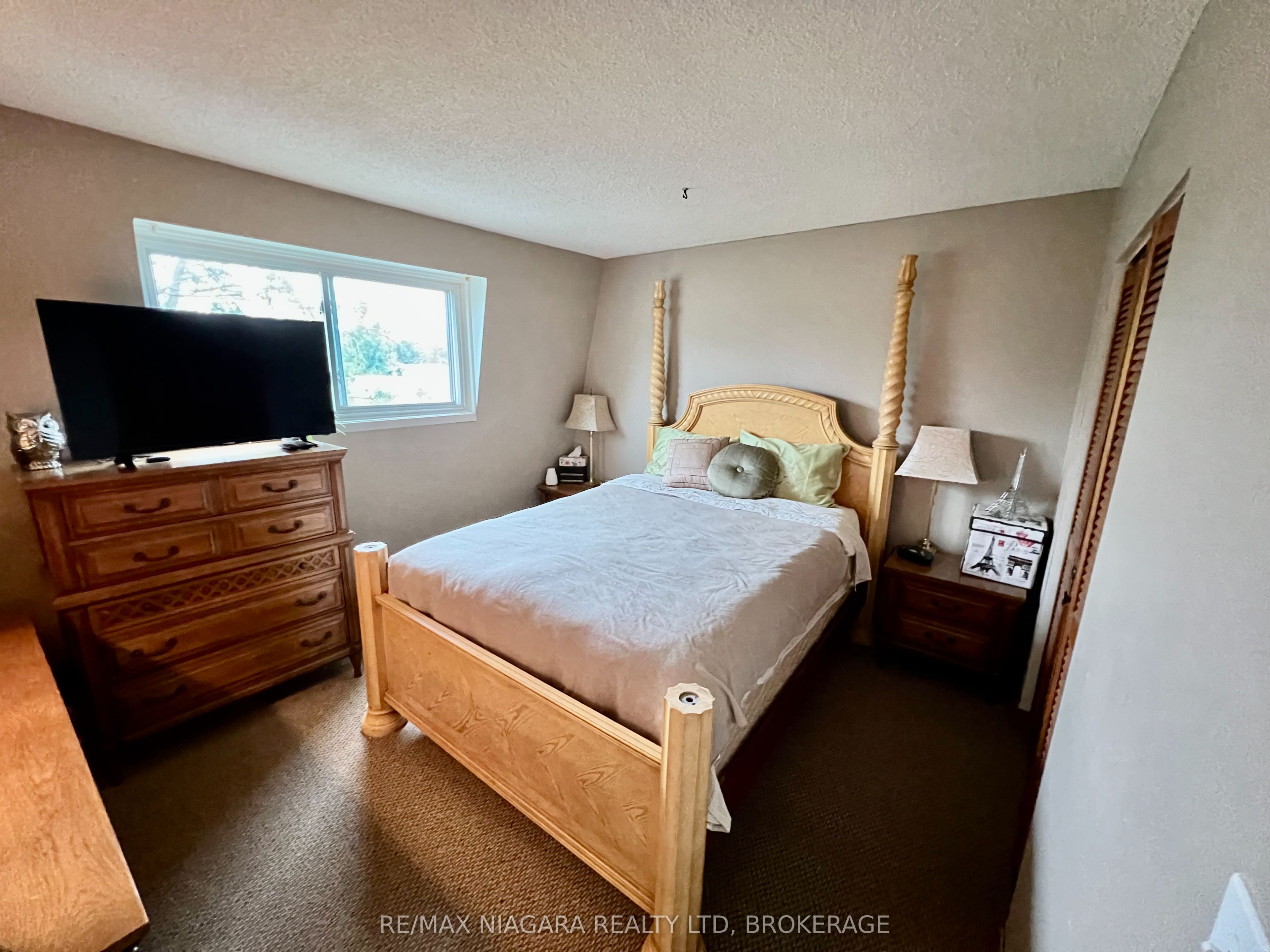 8646 Willoughby Drive 2 Property Photo 28