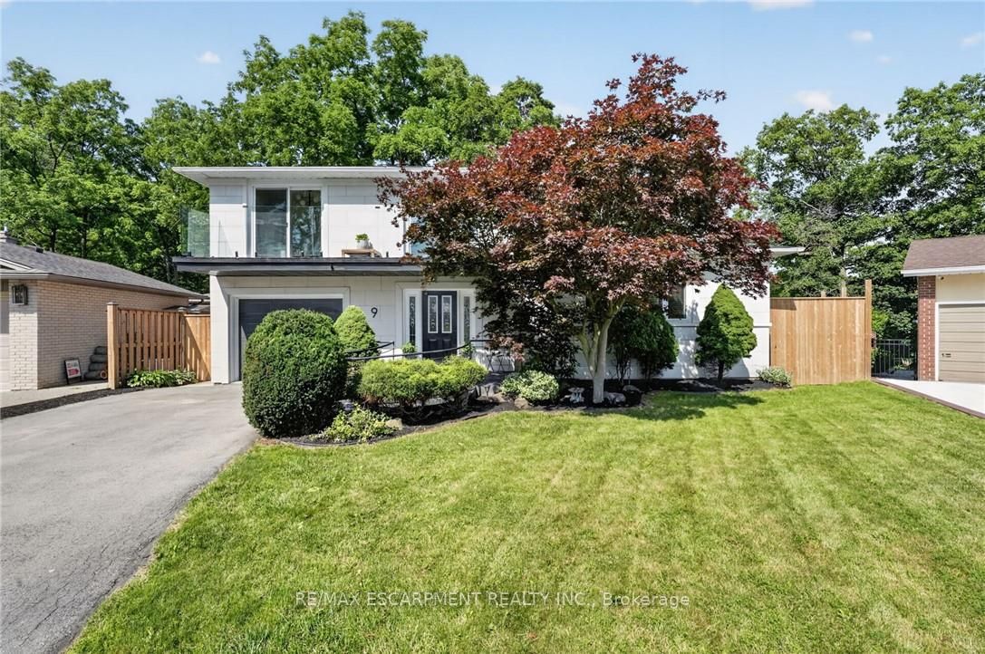 9 Leslie Drive Property Photo 1