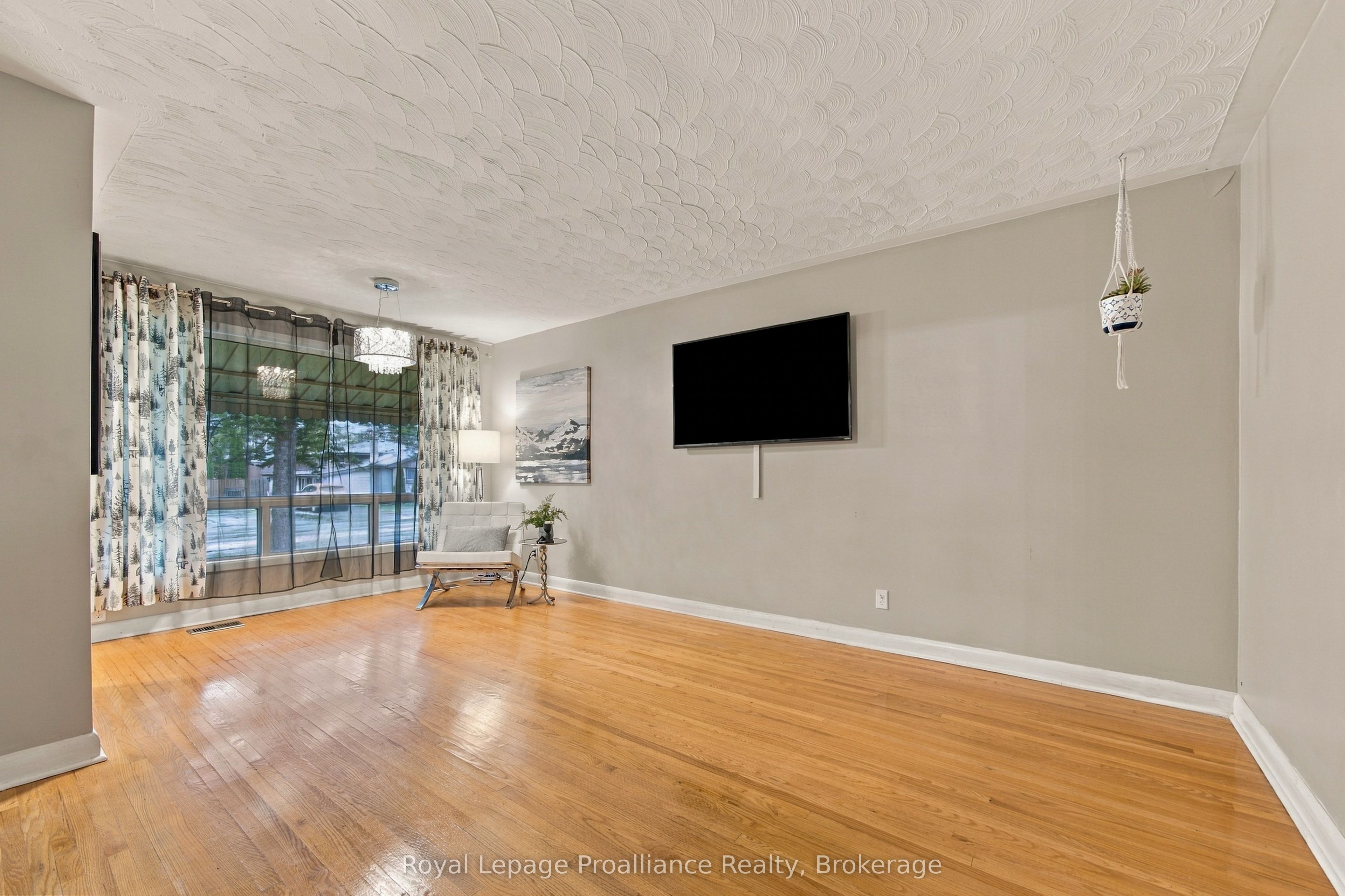 14 Munro Avenue Property Photo 6