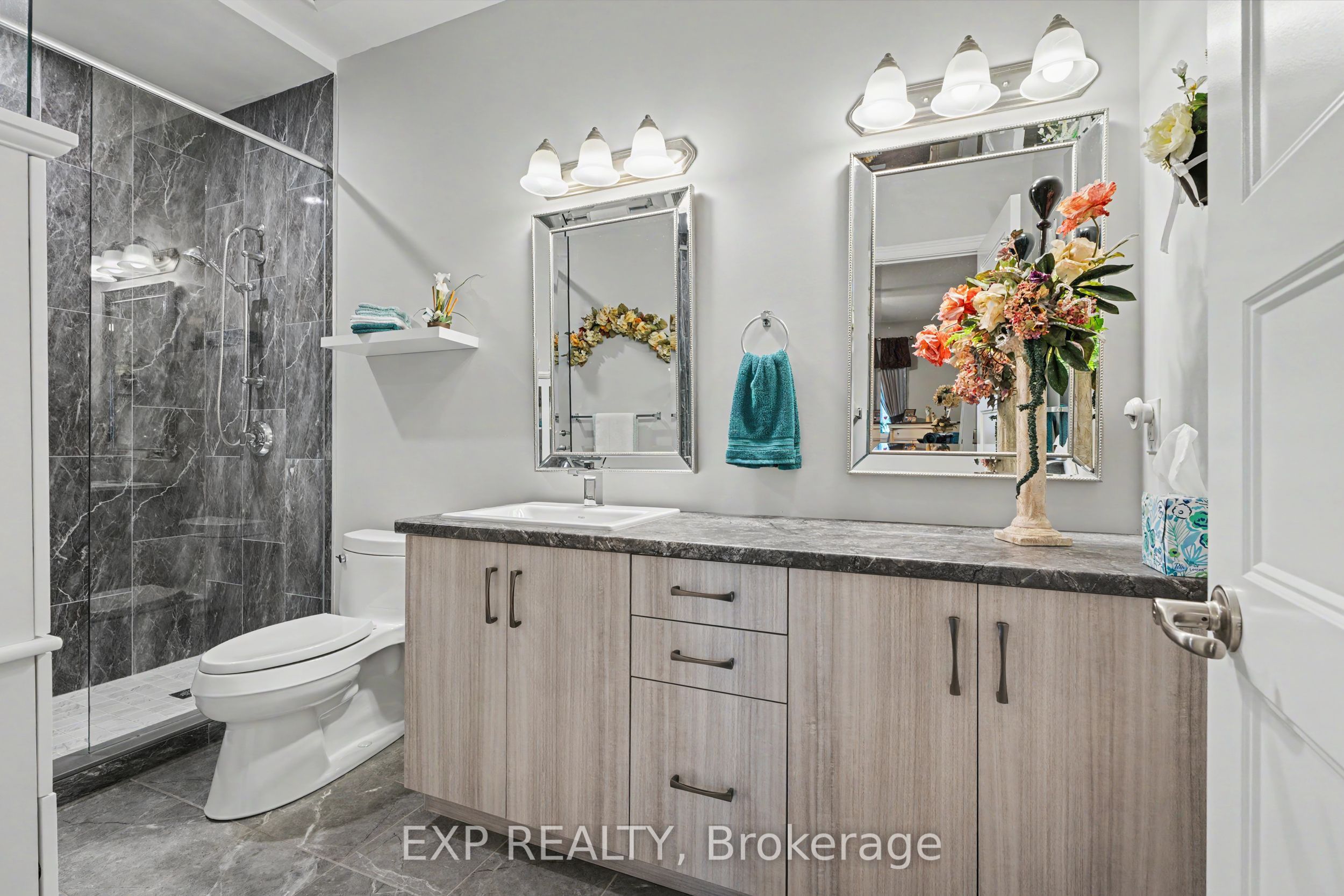 49 Campbell Street Property Photo 24