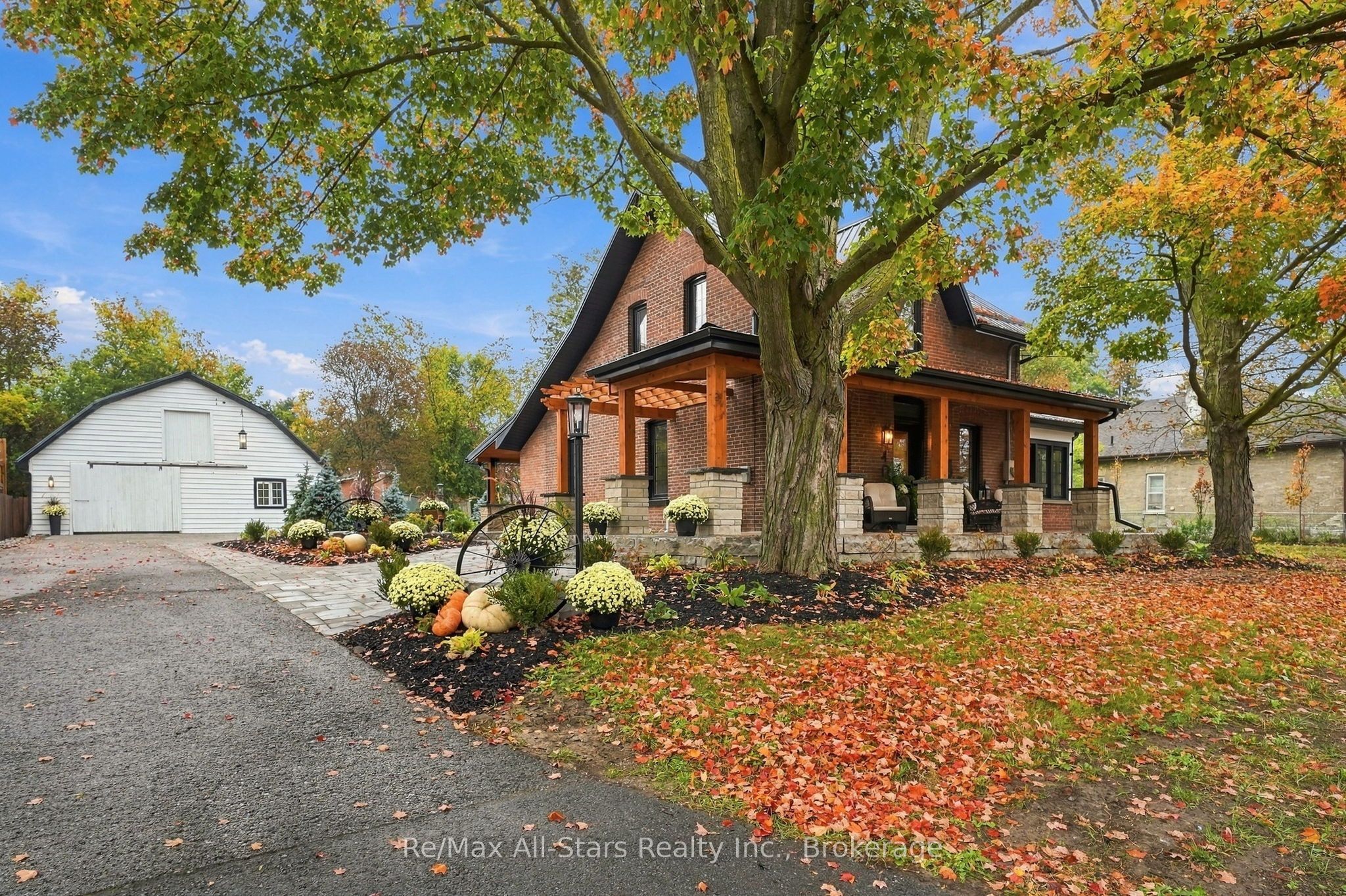 40 Caroline Street Property Photo 1