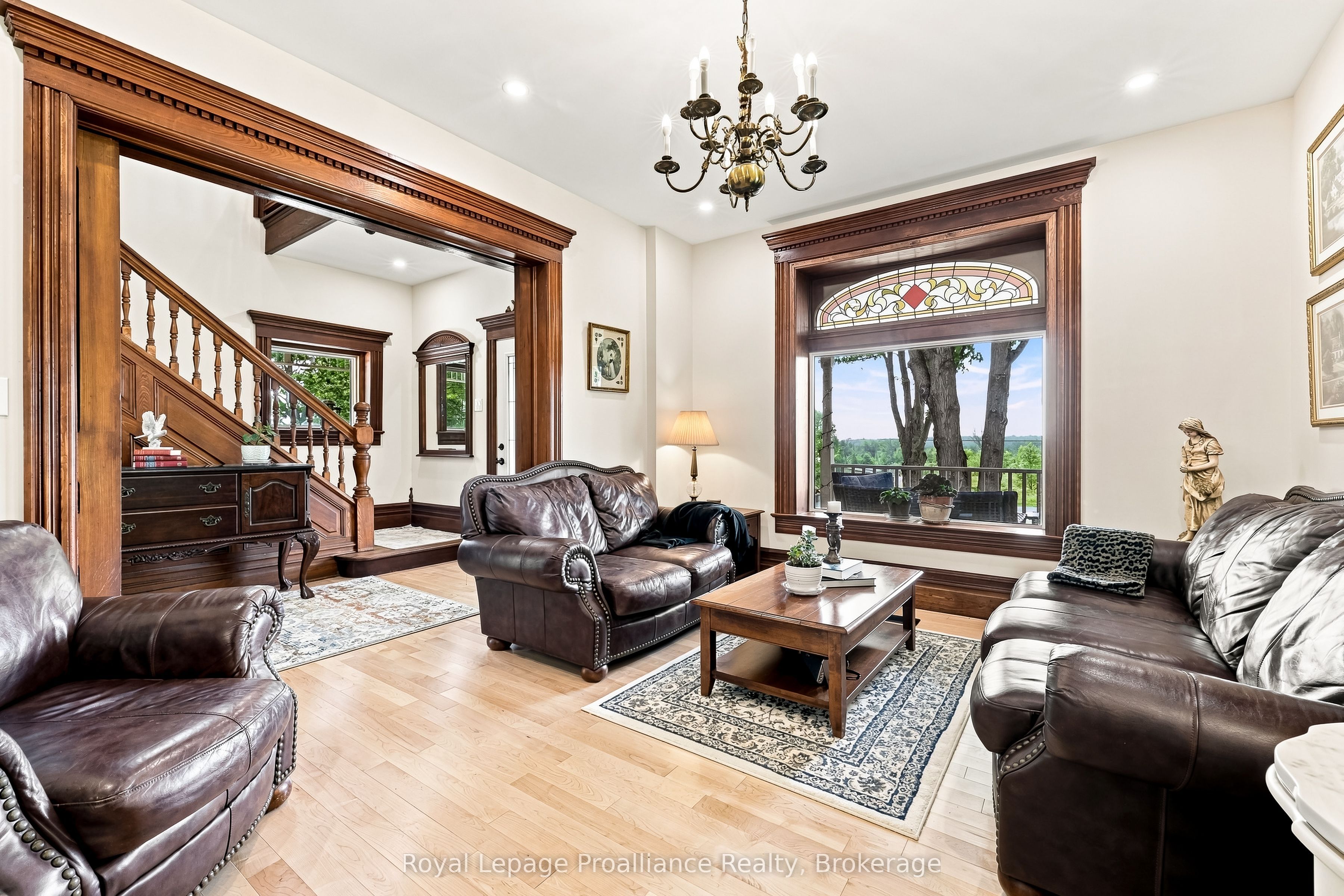 1376 Queensborough Road Property Photo 8