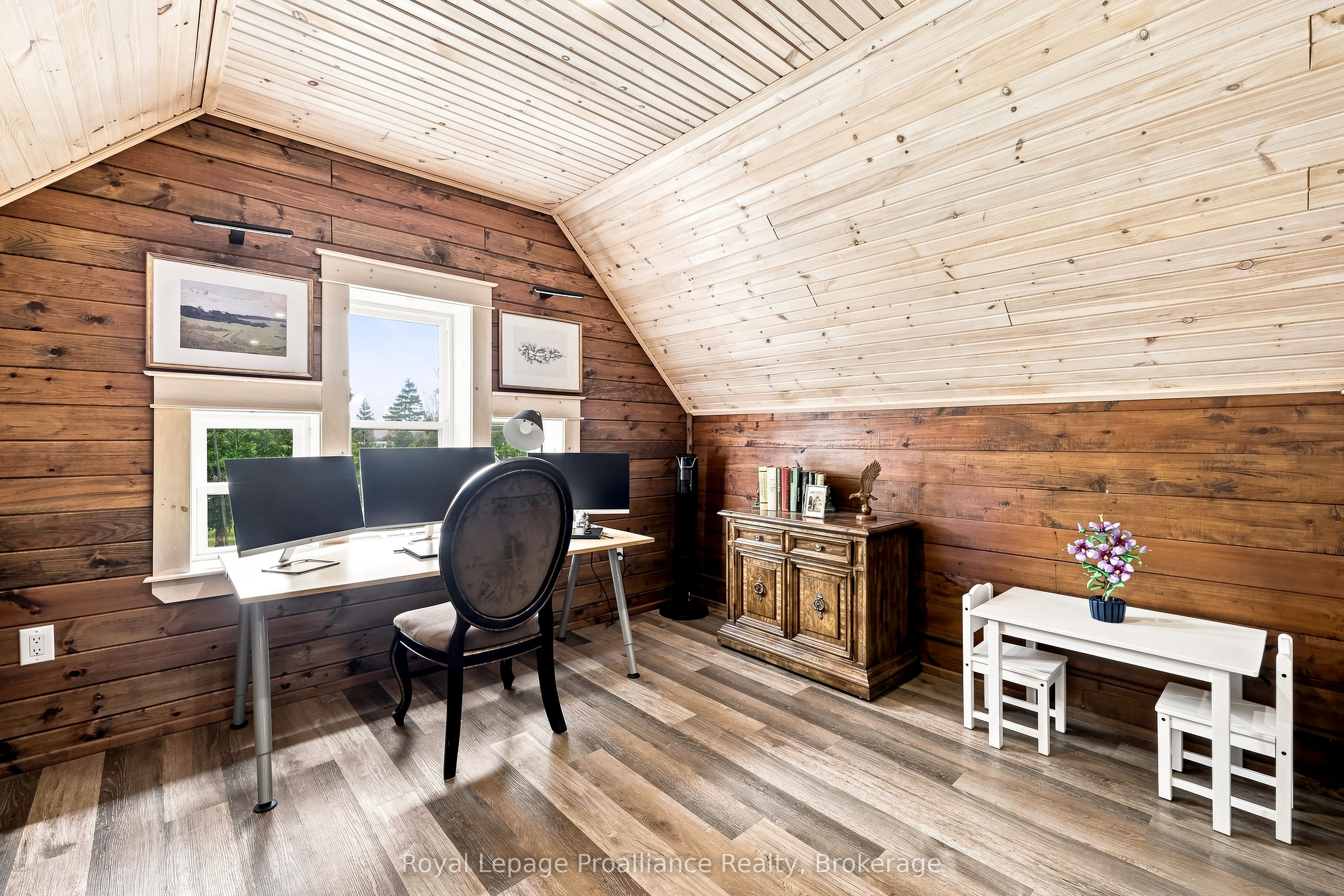1376 Queensborough Road Property Photo 36
