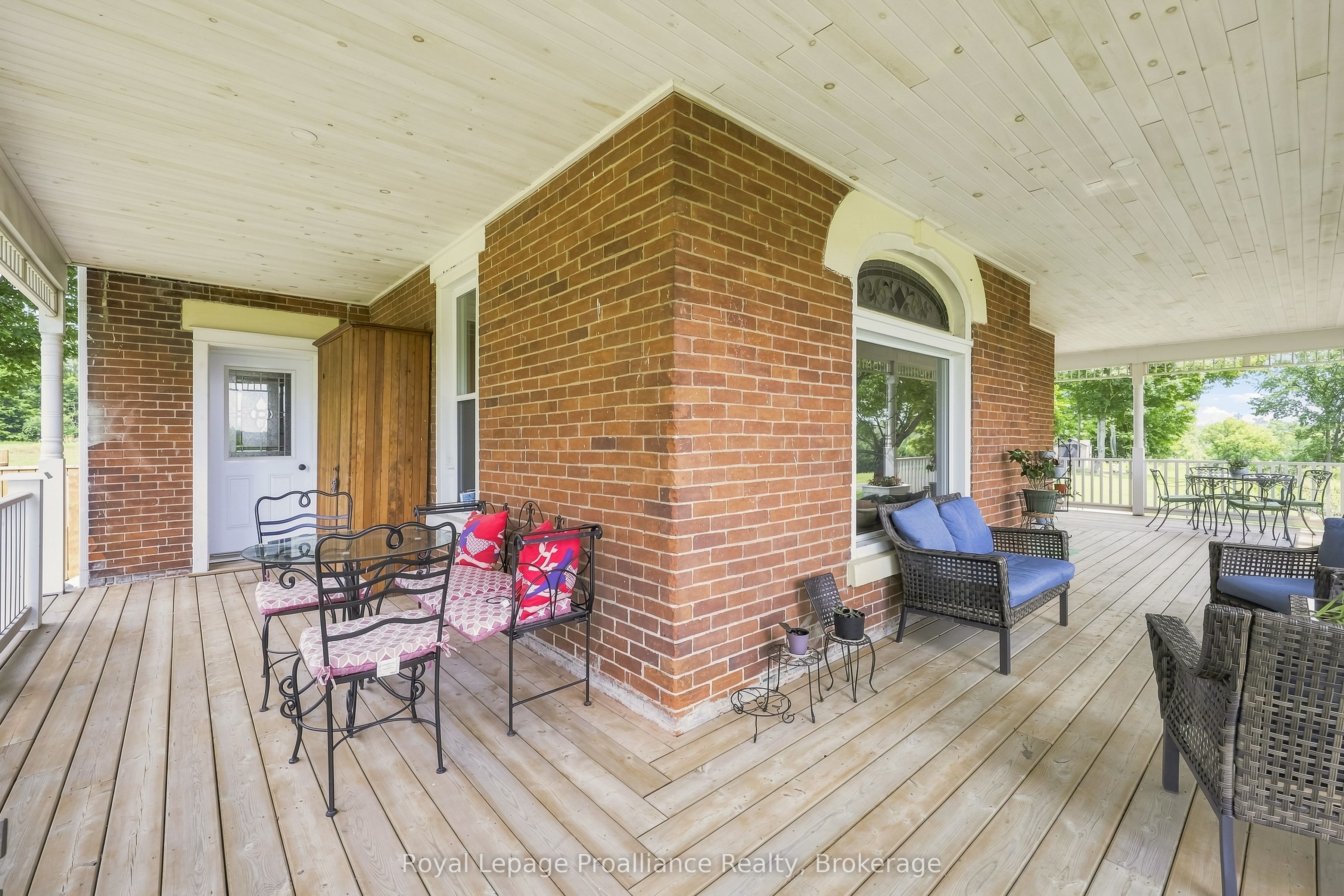 1376 Queensborough Road Property Photo 43