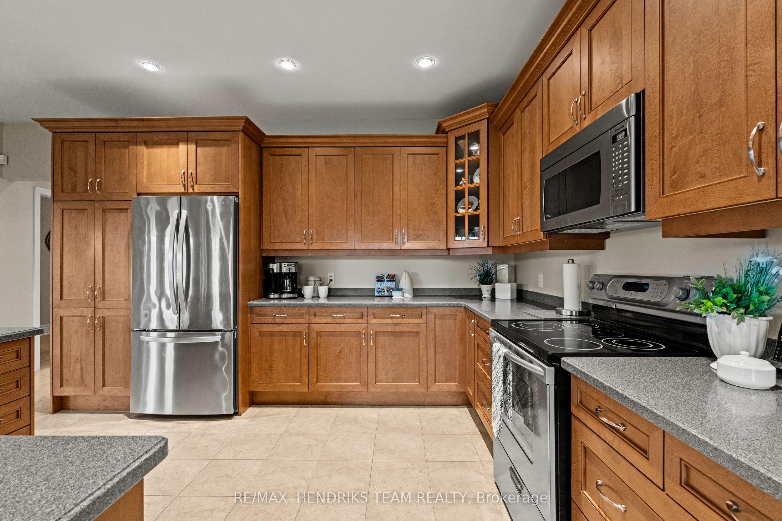 5045 Michener Road Property Photo 19