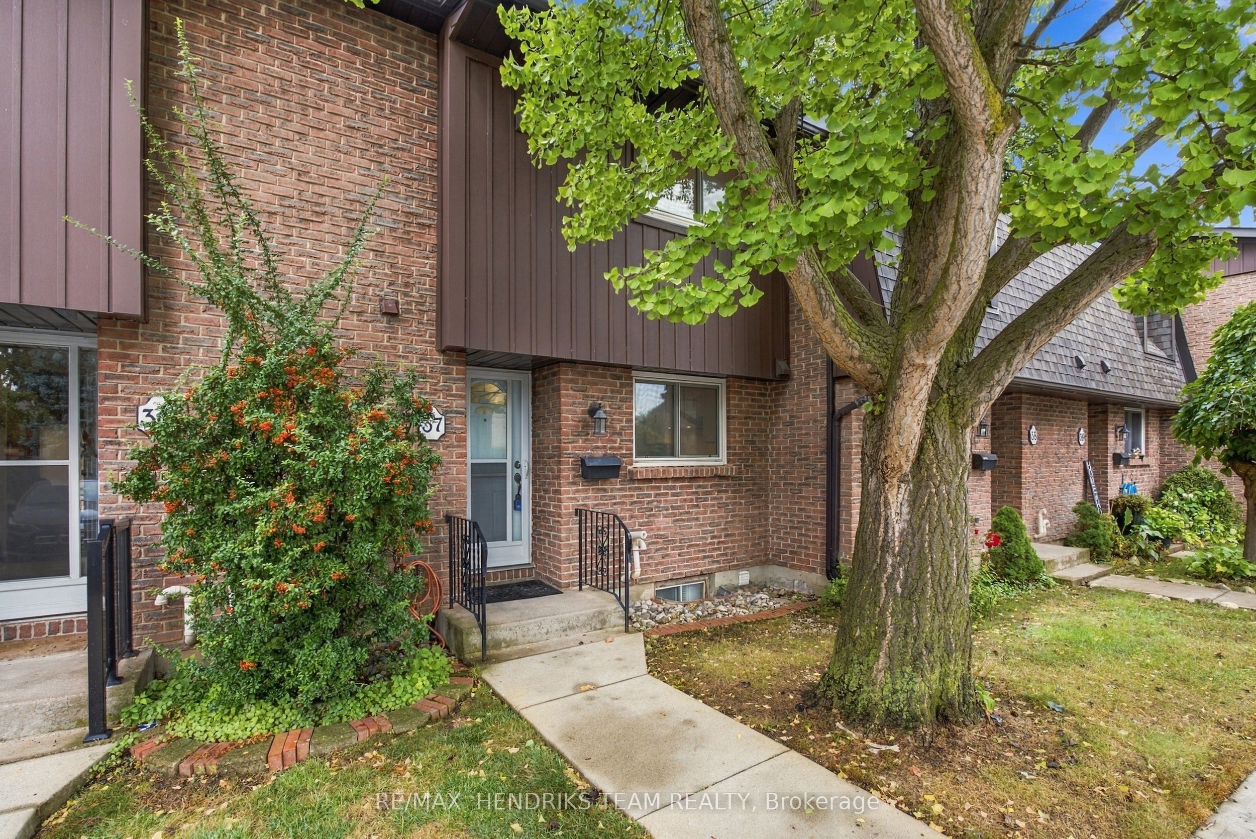 151 Linwell Road 37 Property Photo 1