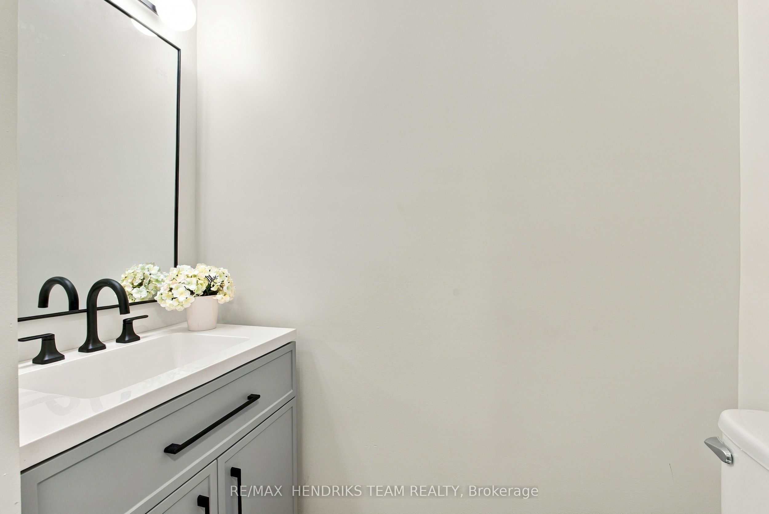 151 Linwell Road 37 Property Photo 16