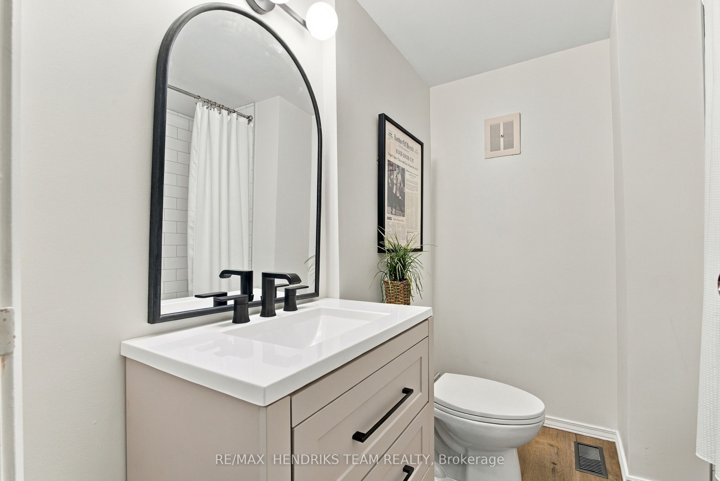 151 Linwell Road 37 Property Photo 23