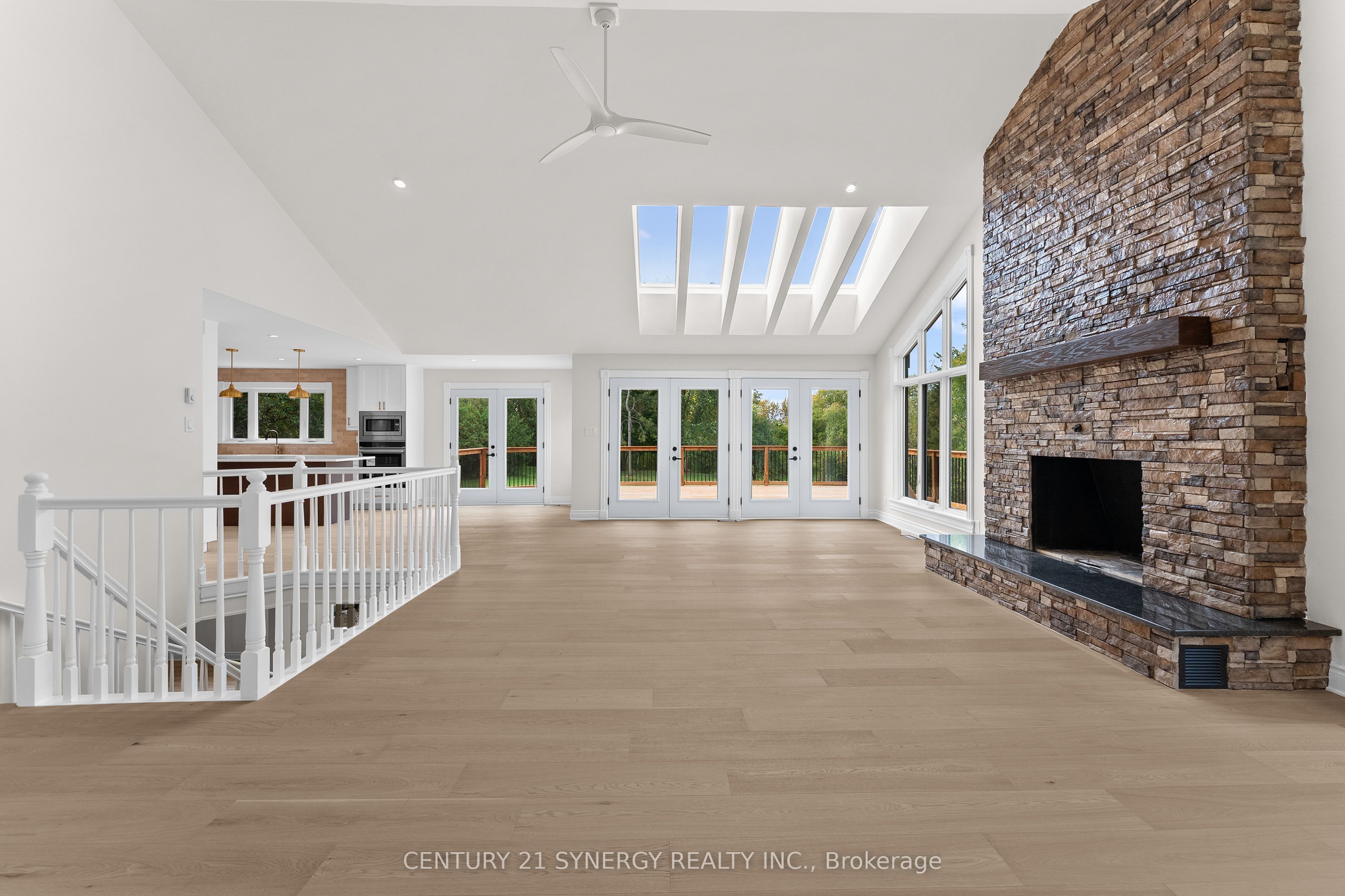 1580 Groves Road Property Photo 12