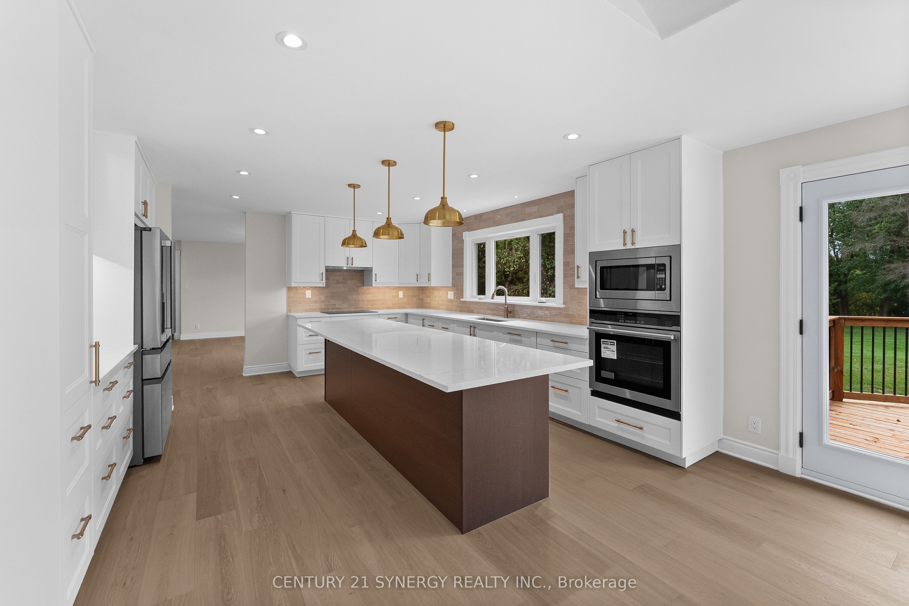 1580 Groves Road Property Photo 16